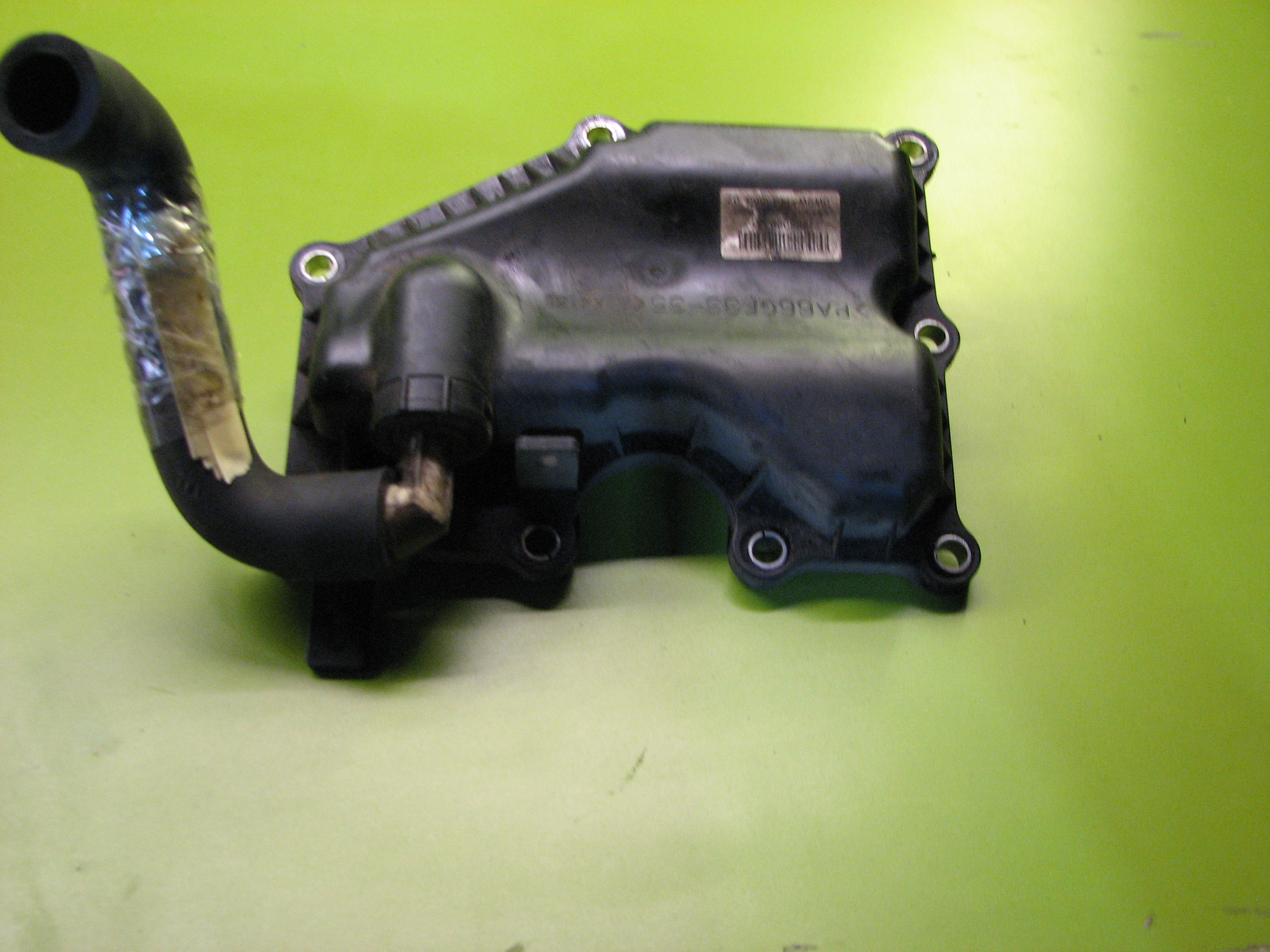 قاب پلاستیکی بغل سیلندر مزدا 3