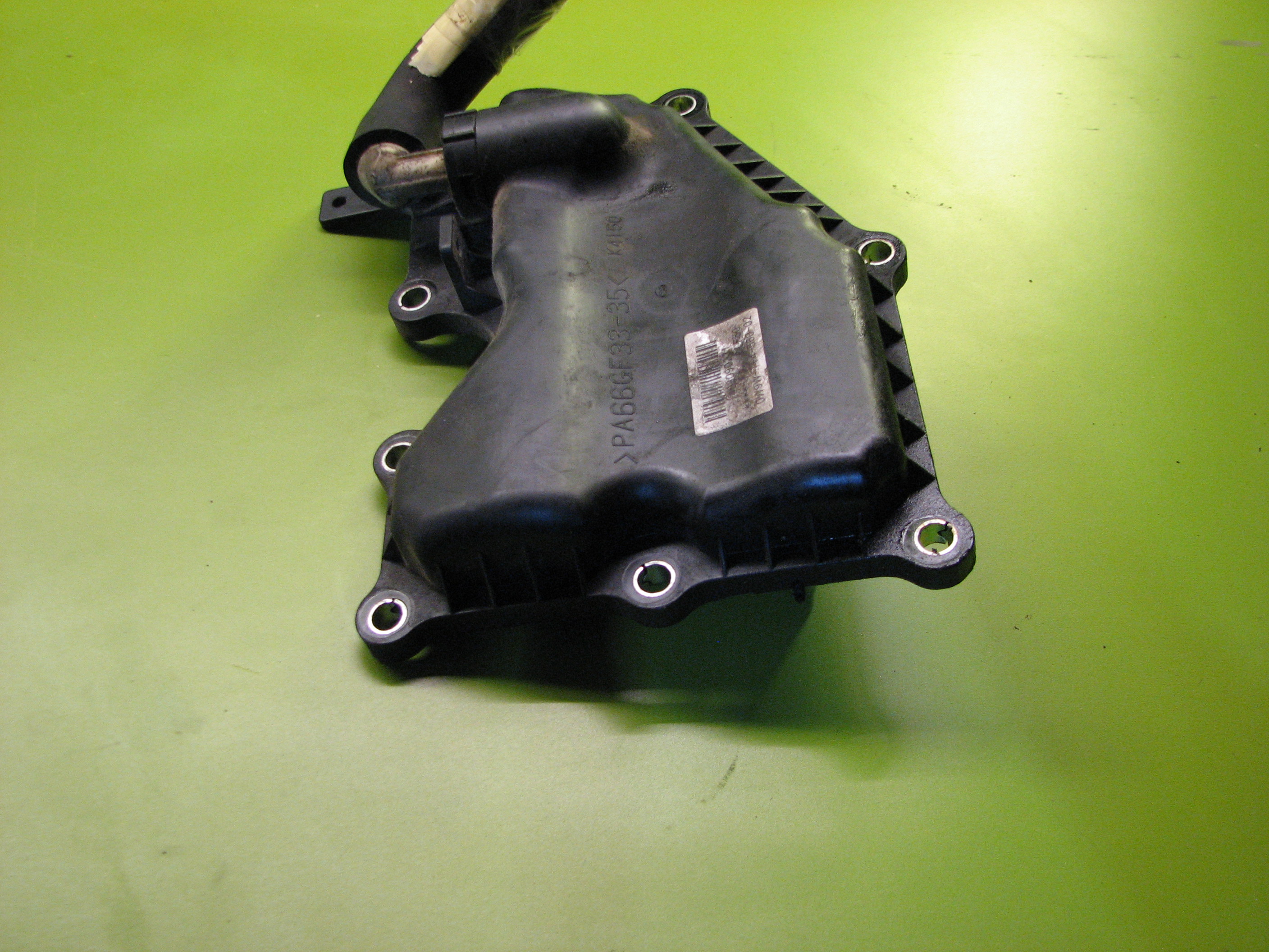 قاب پلاستیکی بغل سیلندر مزدا 3