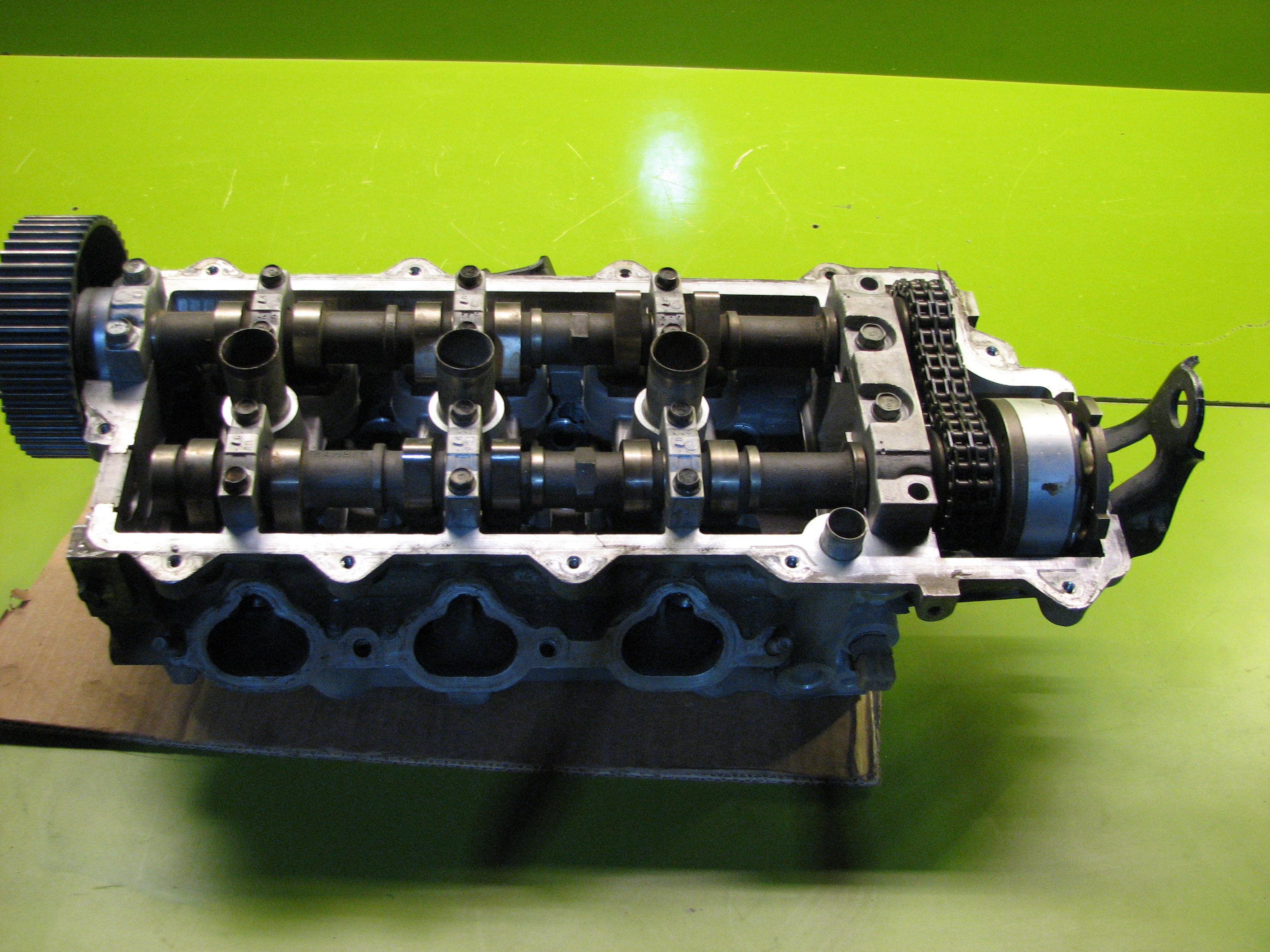 سر سیلندر سانتافه 2/7 - راست - N6