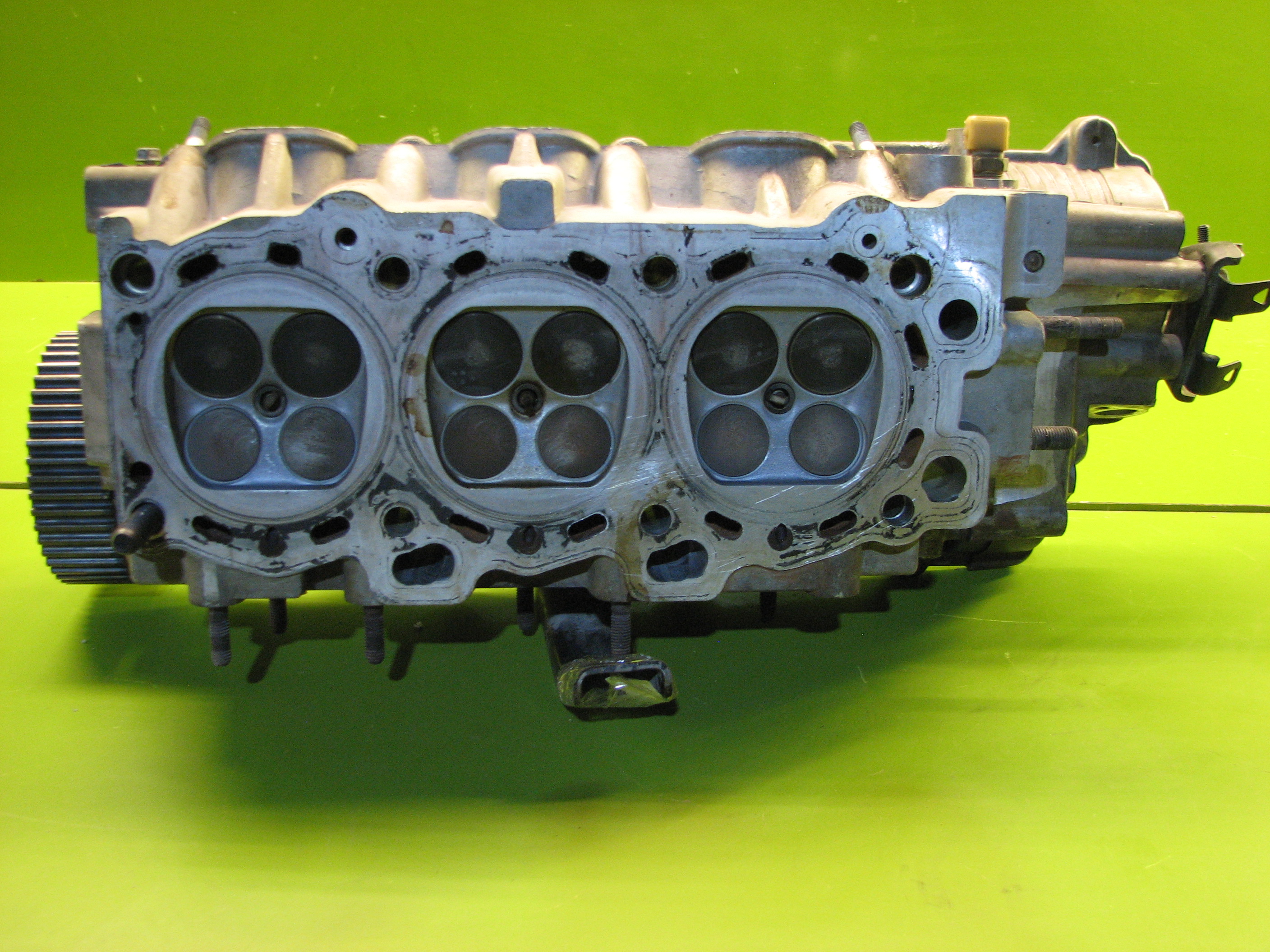 سر سیلندر سانتافه 2/7 - راست - N6