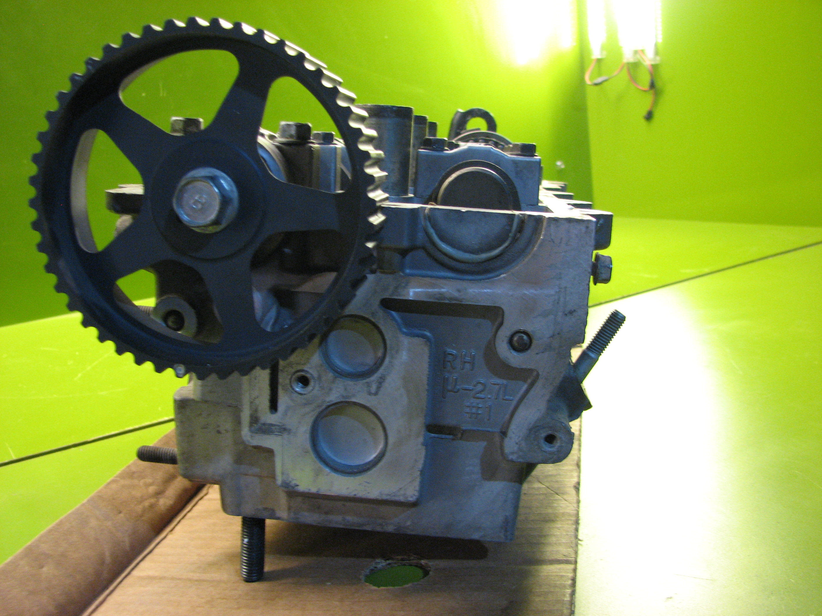 سر سیلندر سانتافه 2/7 - راست - N6