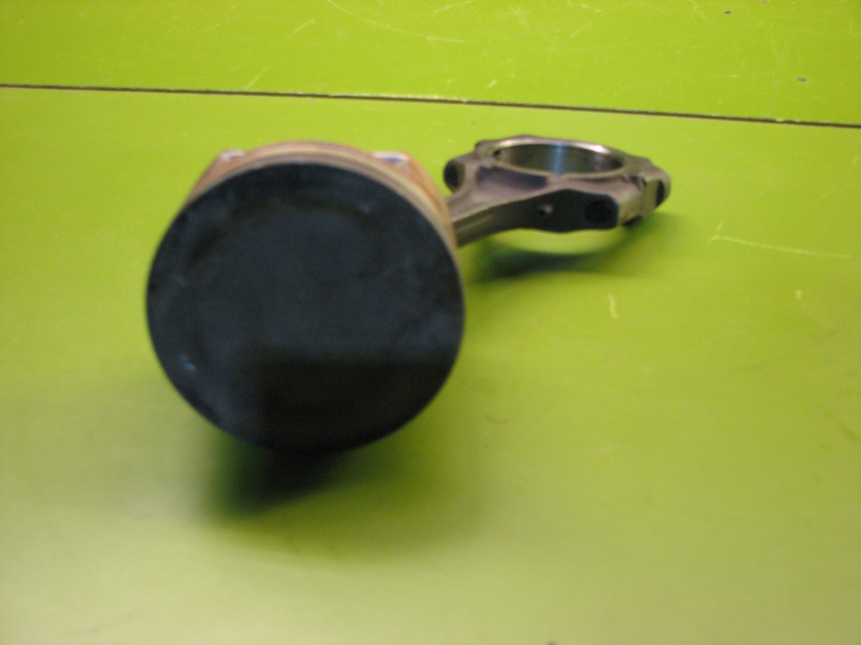 شاتون و پیستون ویتارا 2000