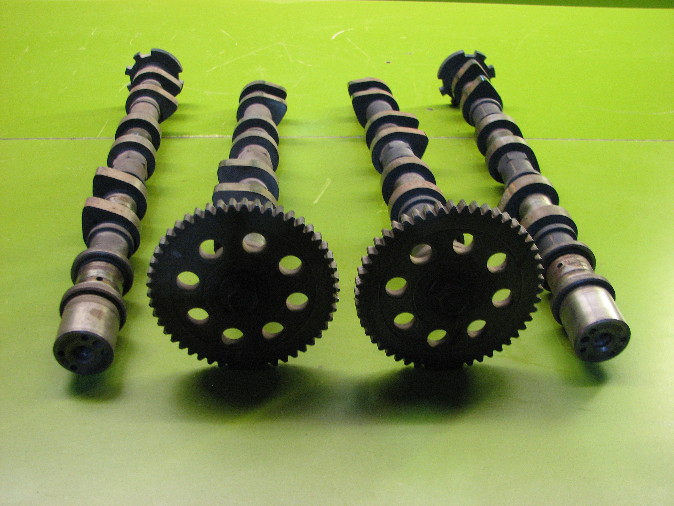 میل سوپاپ آزرا