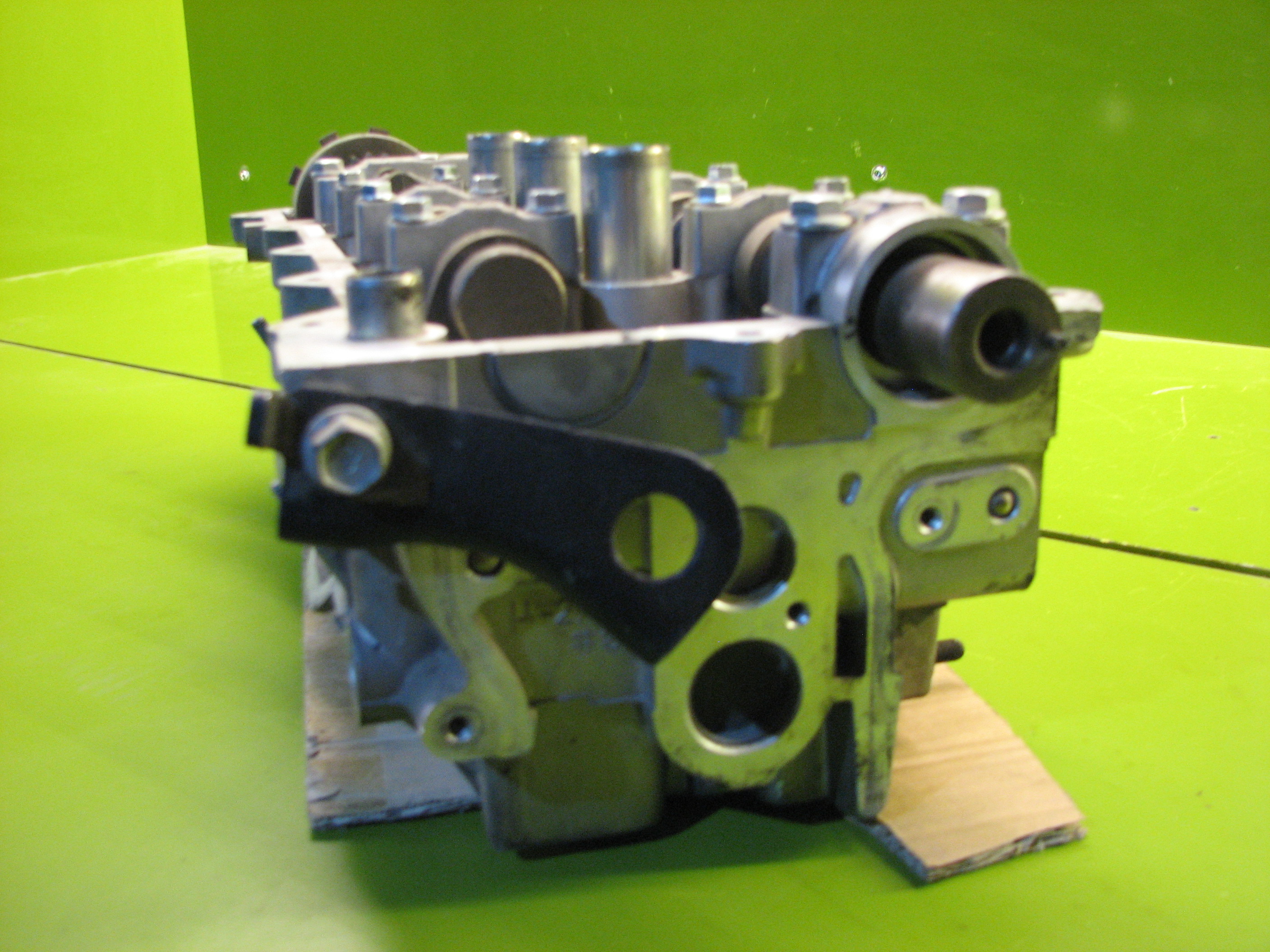 سر سیلندر سانتافه 2/7 - چپ - N4