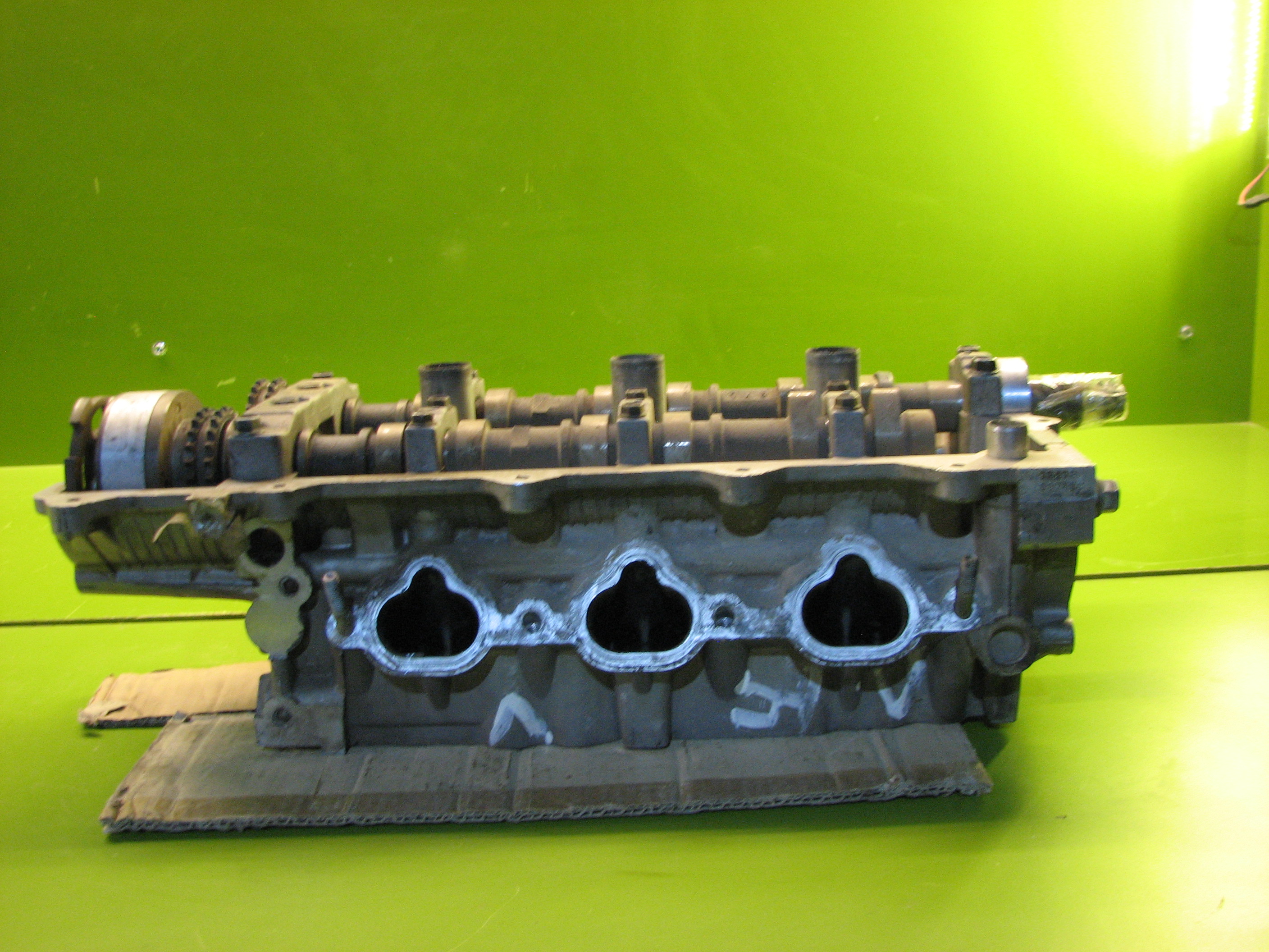 سر سیلندر سانتافه 2/7 - چپ - N1