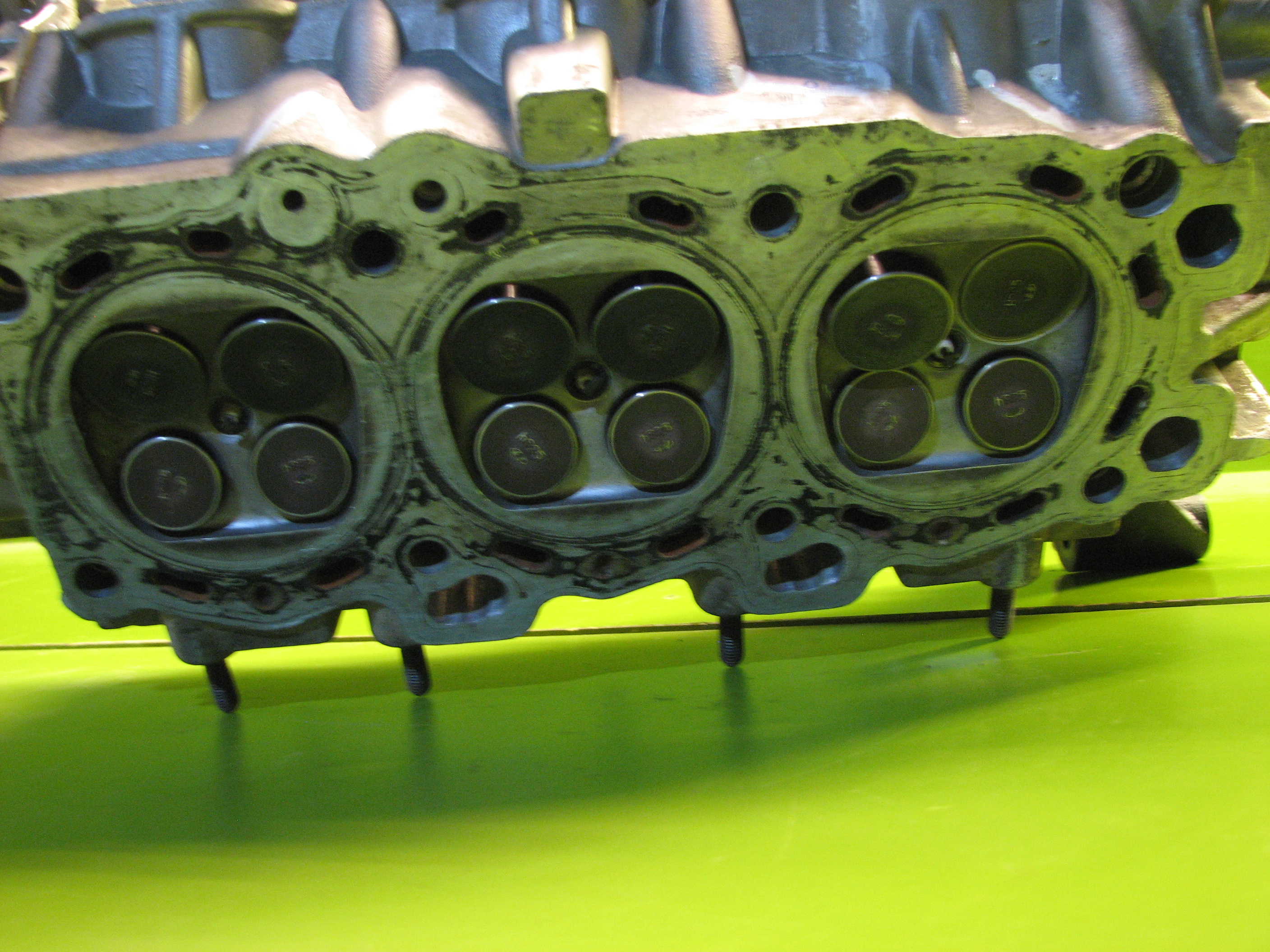 سر سیلندر سانتافه 2/7 - چپ - N1