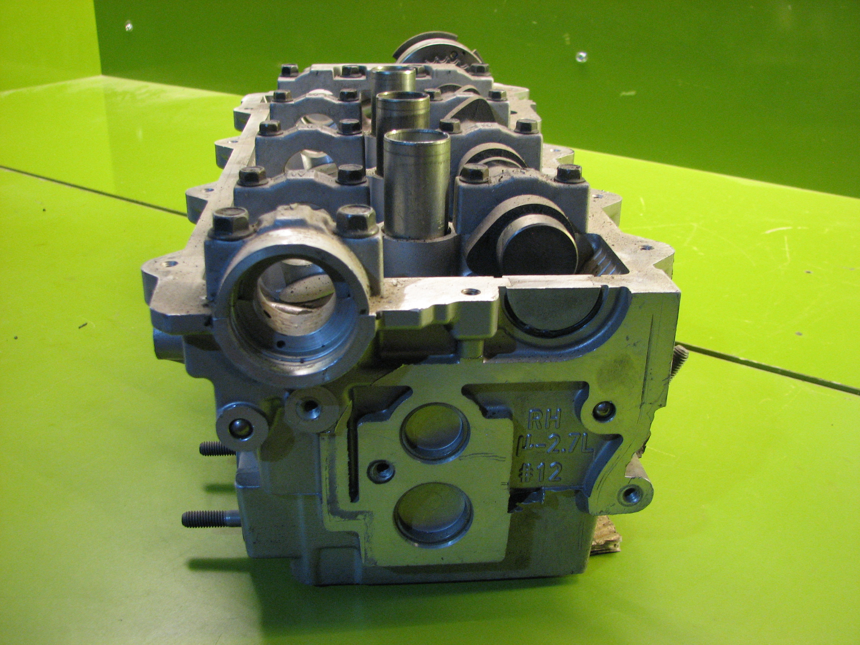 سر سیلندر سانتافه 2/7 - چپ - N2