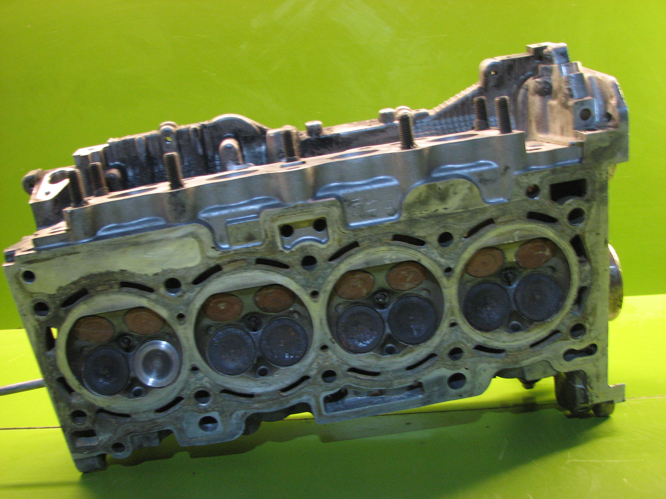 سر سیلندر سانتافه 2017 CVVT