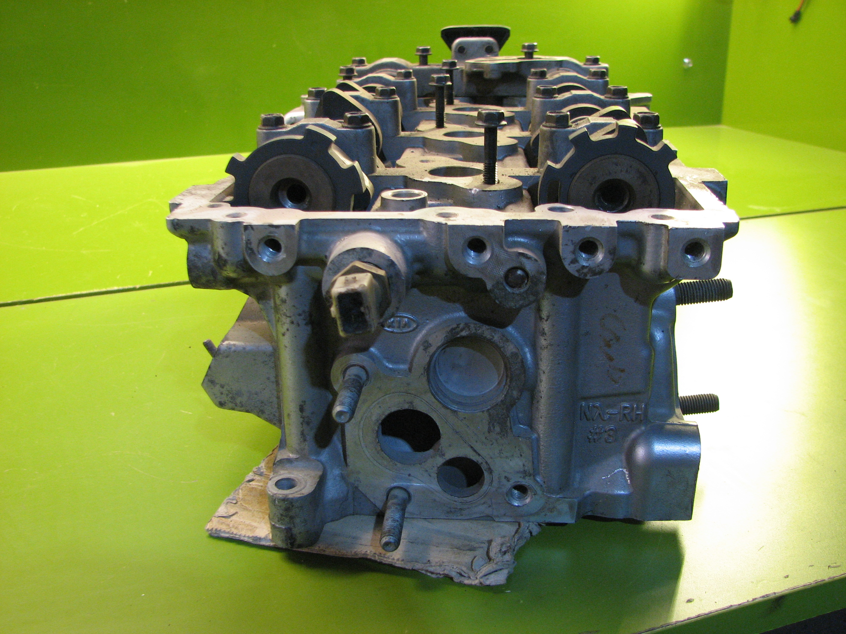 سر سیلندر سانتافه 3500 (راست) شماره 3