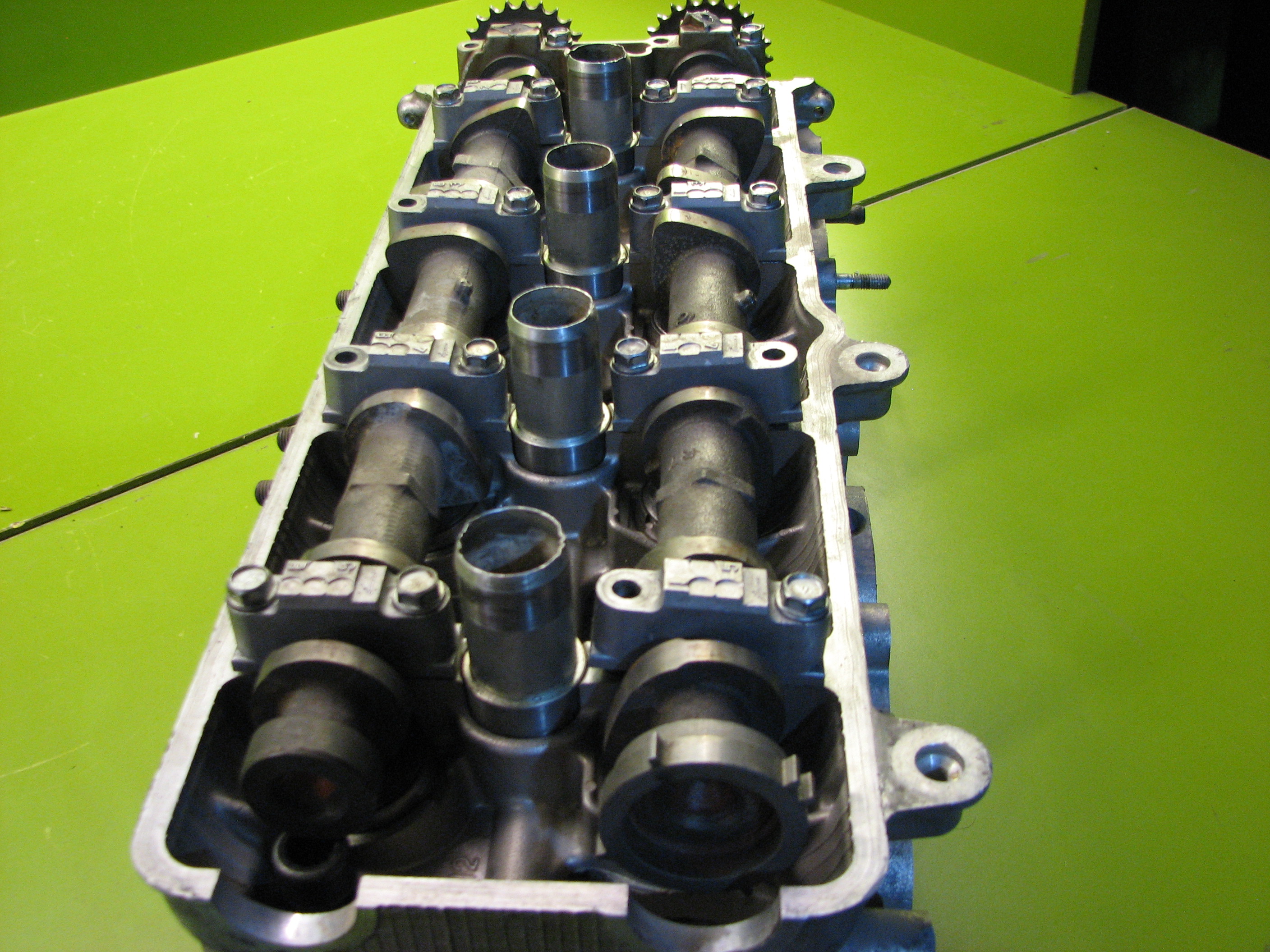 سر سیلندر ویتارا 2000