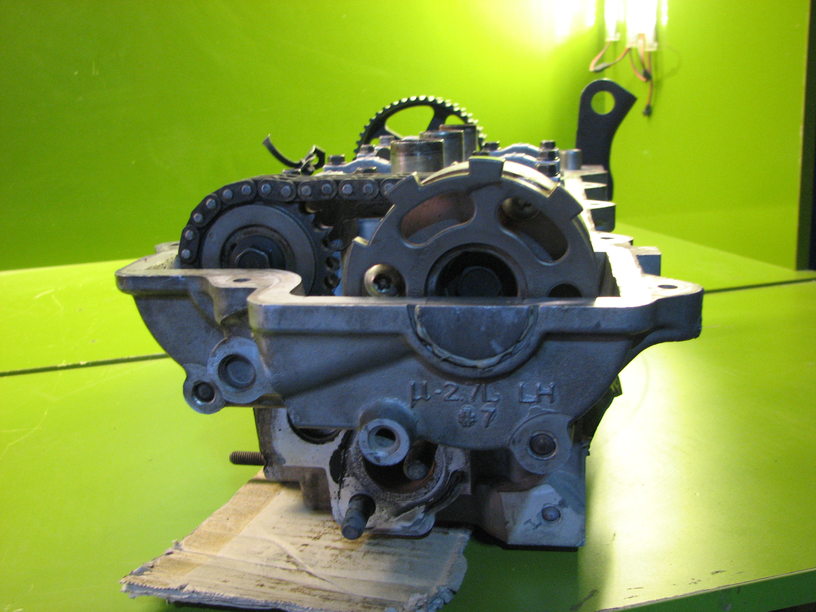 سر سیلندر سانتافه 2/7 - چپ - N8