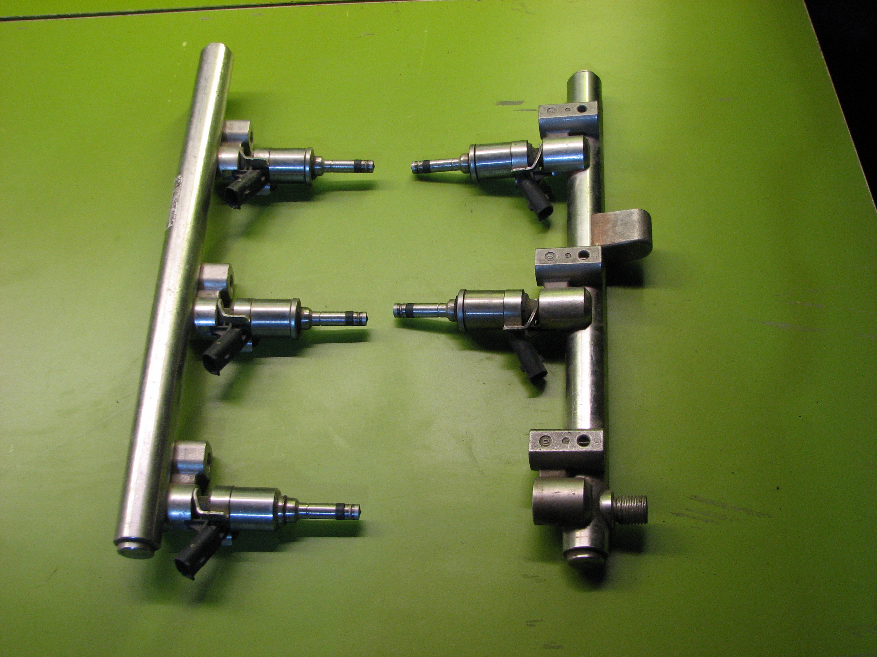 ریل سوخت کیا کادنزا (جفت)