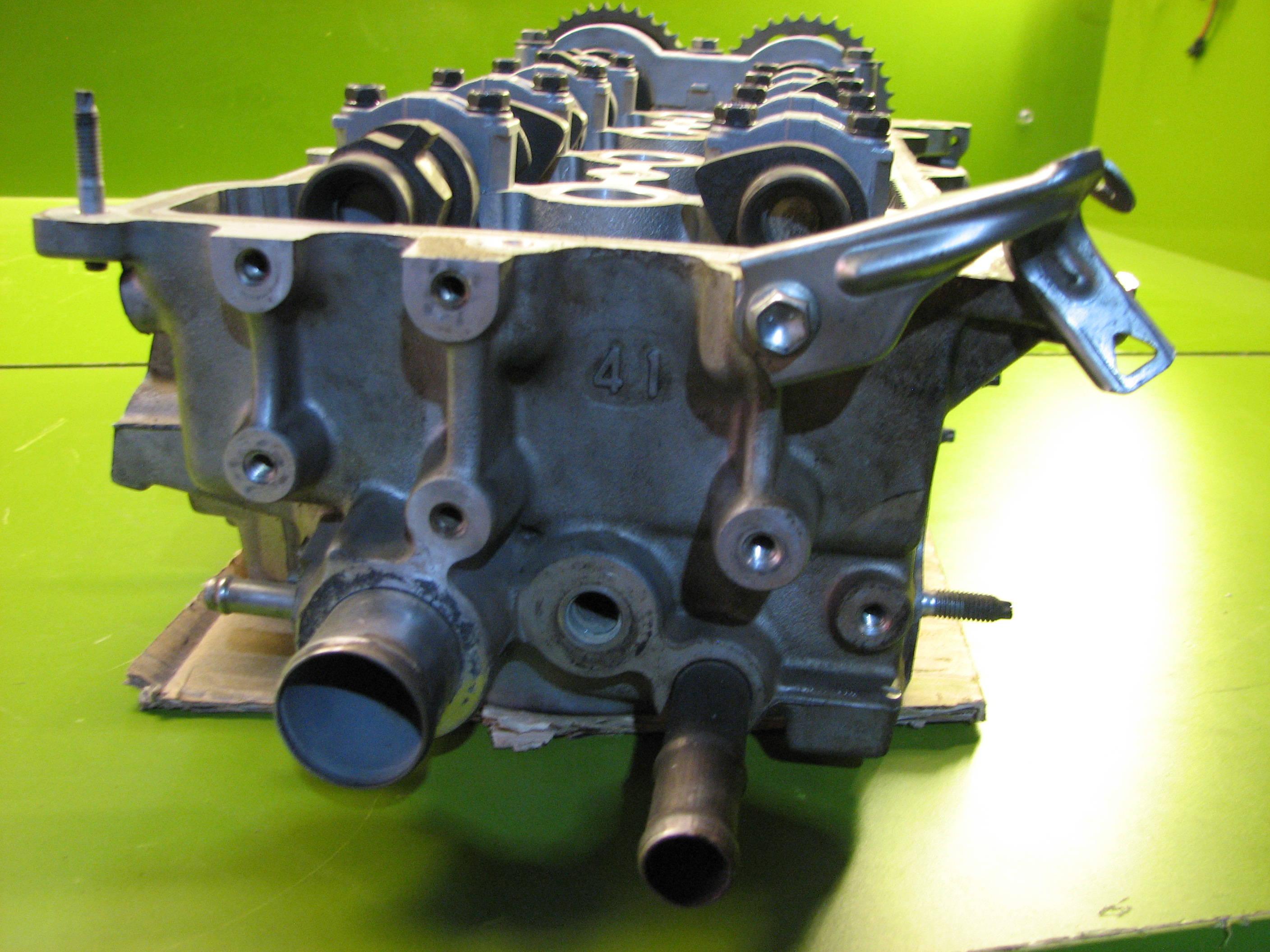 سر سیلندر کرولا