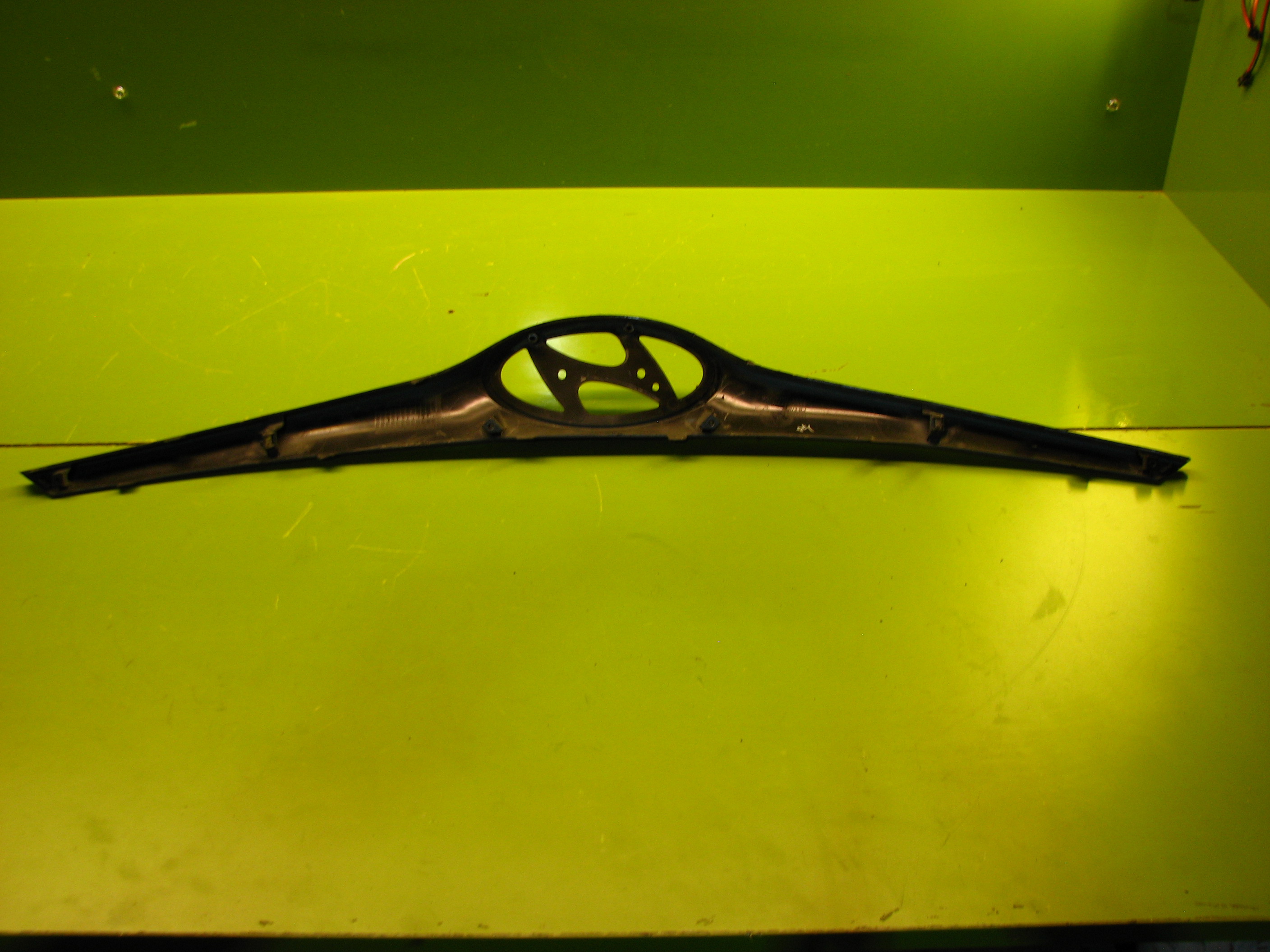 جلو پنجره بالایی رادیاتور سپر جلوی i20