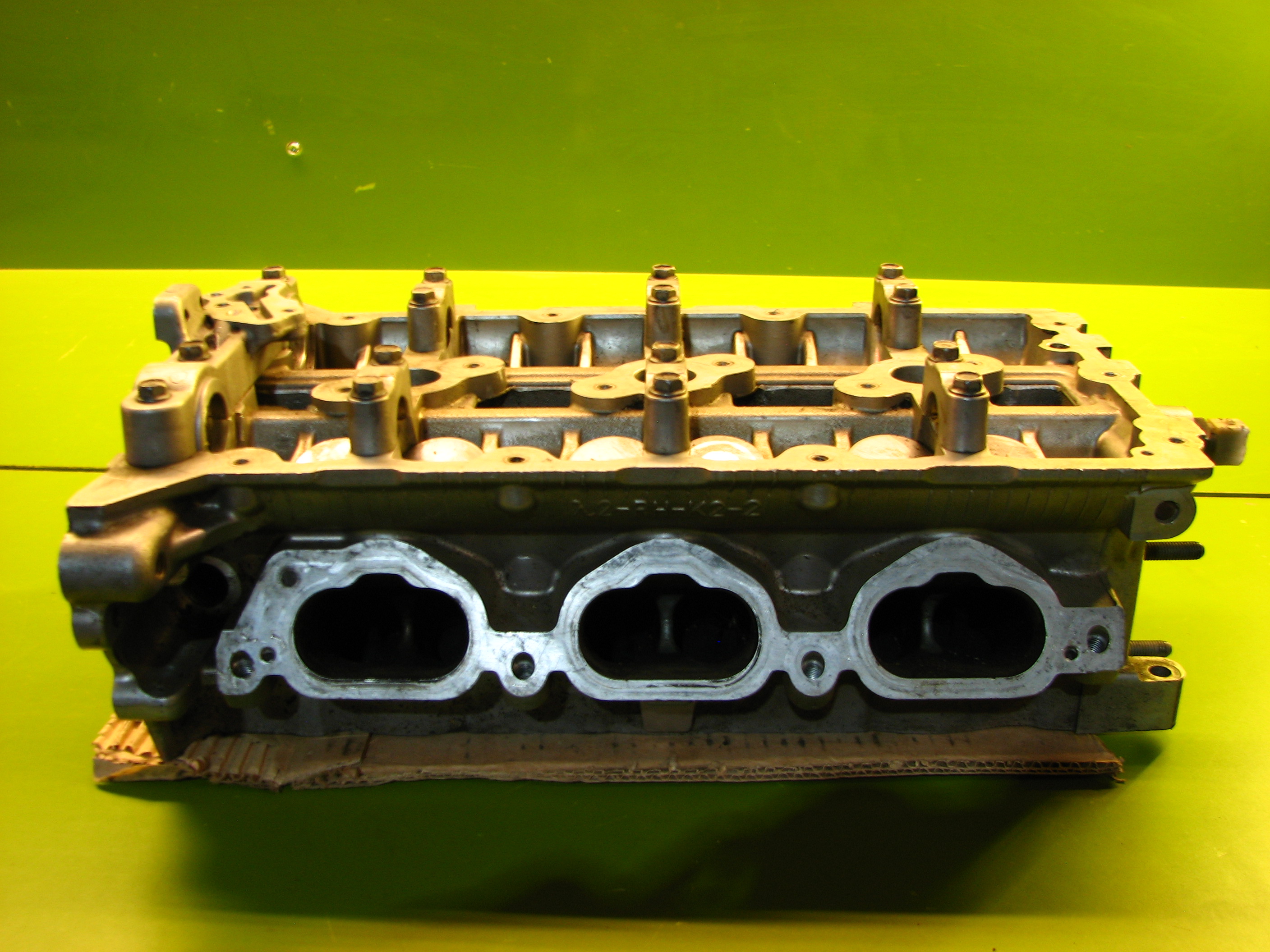 سر سیلندر گرنجور - چپ - N2