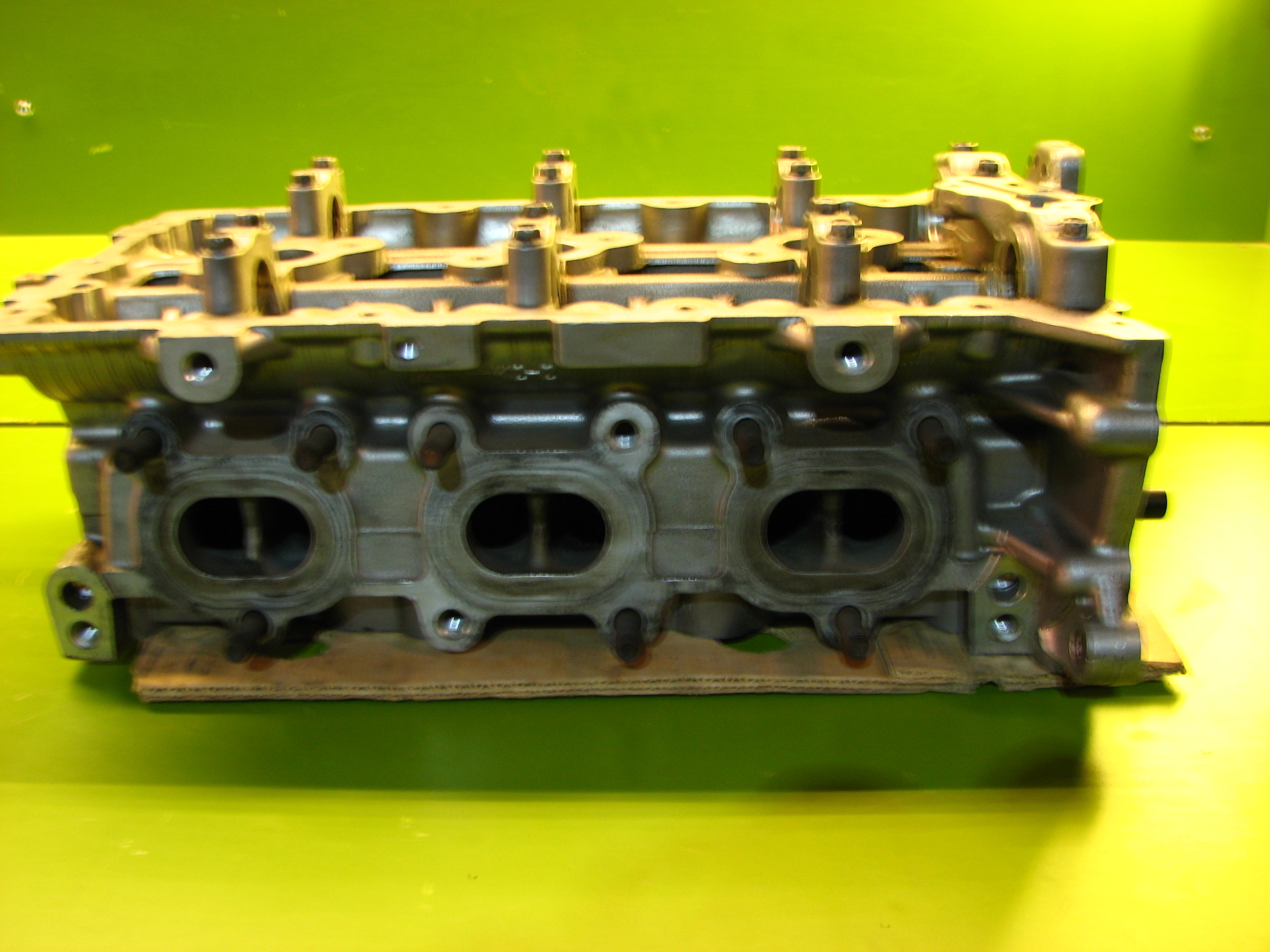 سر سیلندر گرنجور - چپ - N2