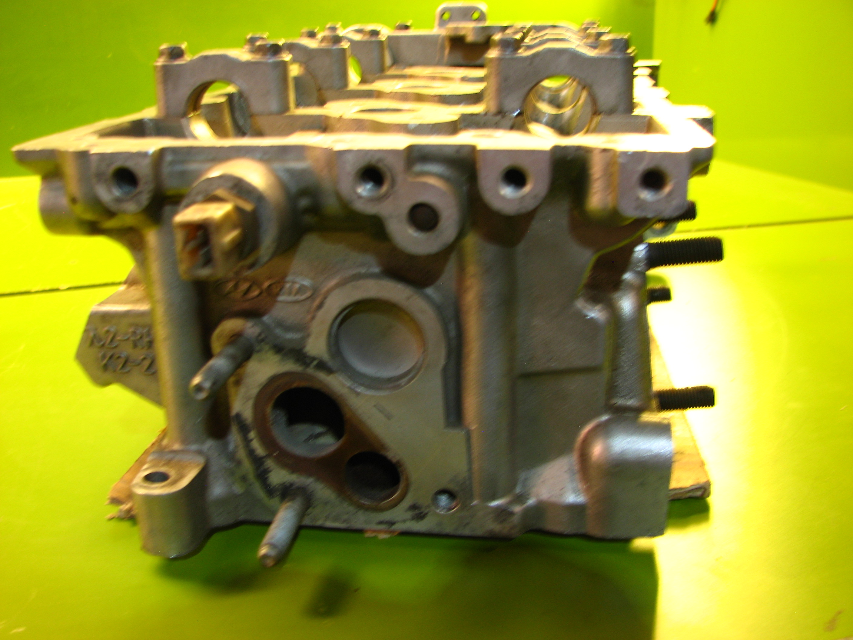 سر سیلندر گرنجور - چپ - N2