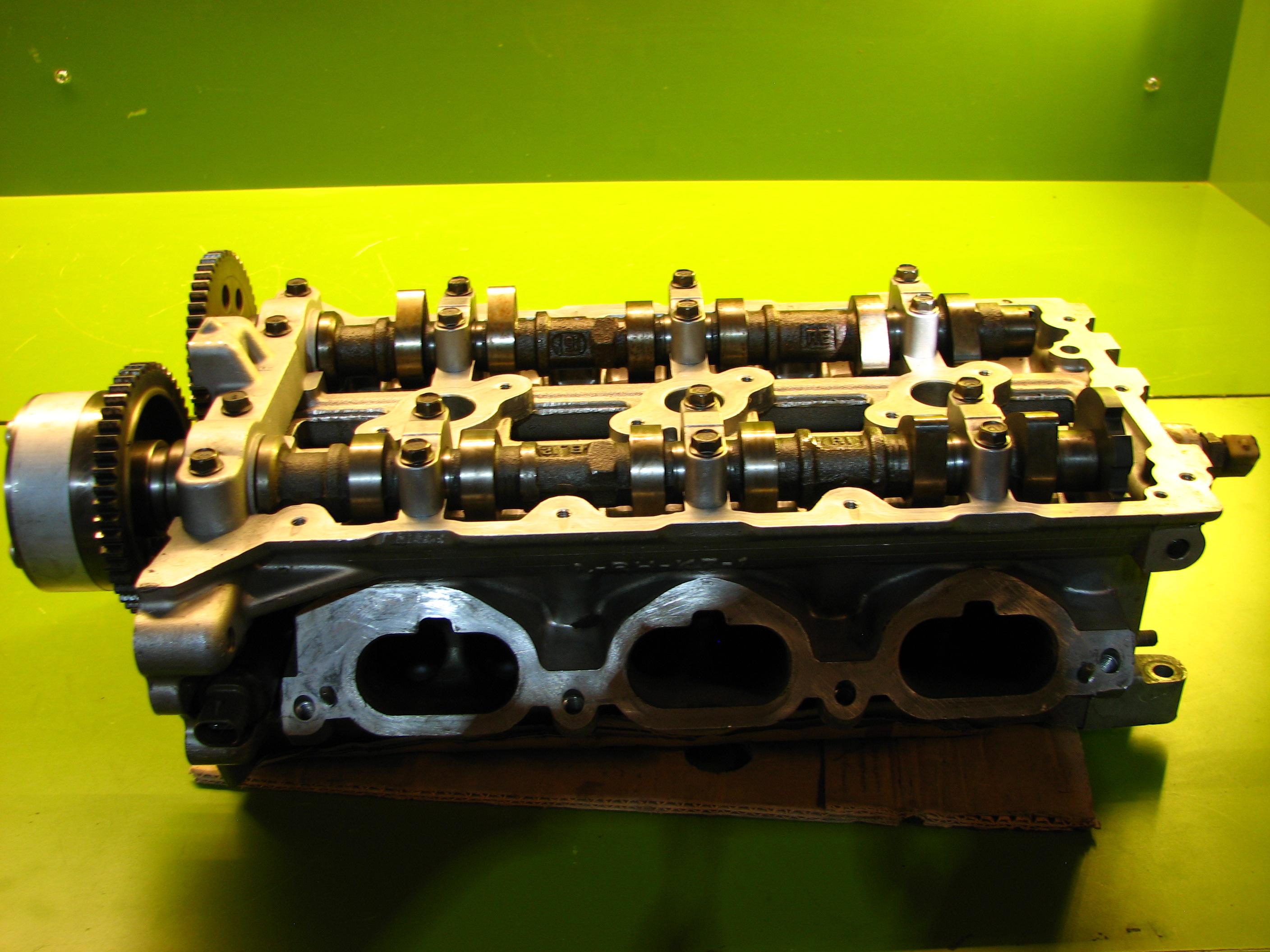 سر سیلندر آزرا - راست - N2