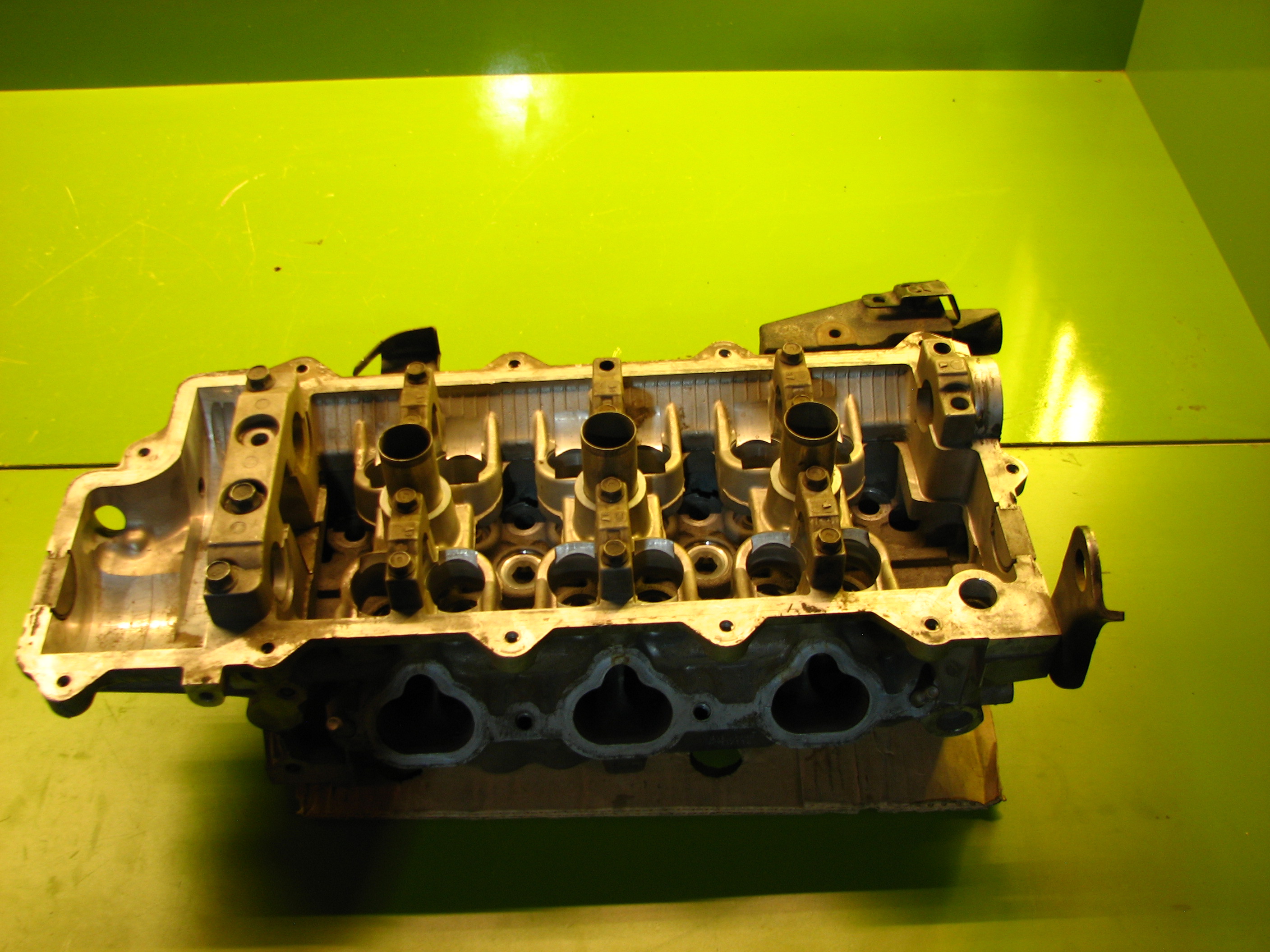 سر سیلندر سانتافه 2/7 - چپ - N3