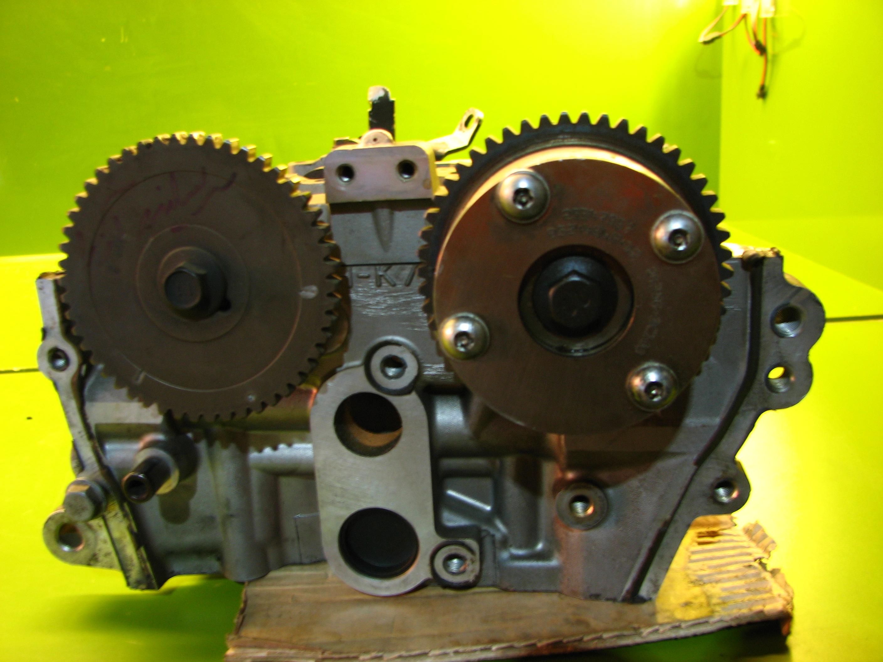 سر سیلندر آزرا - راست - N7