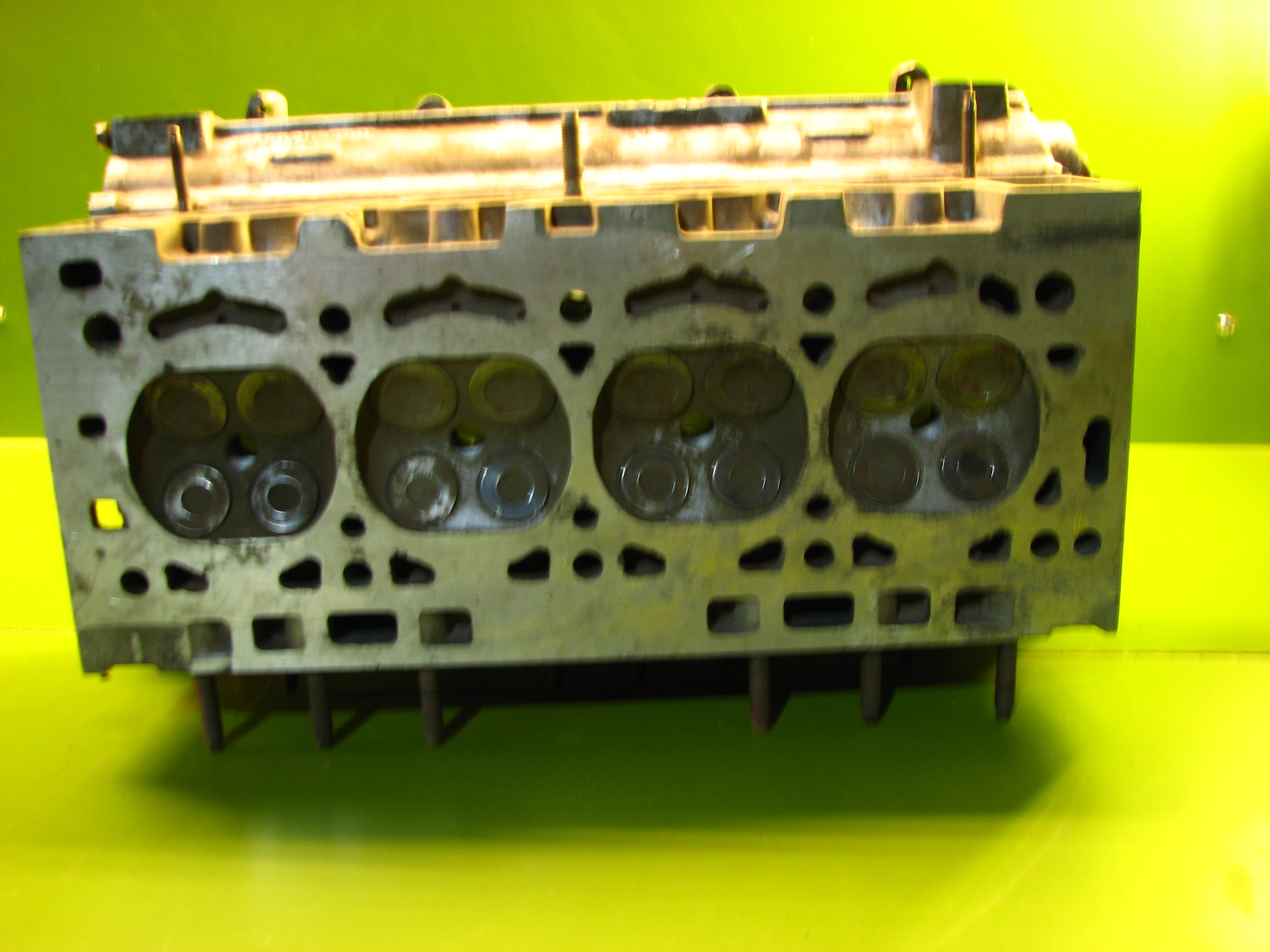 سر سیلندر پژو TU5