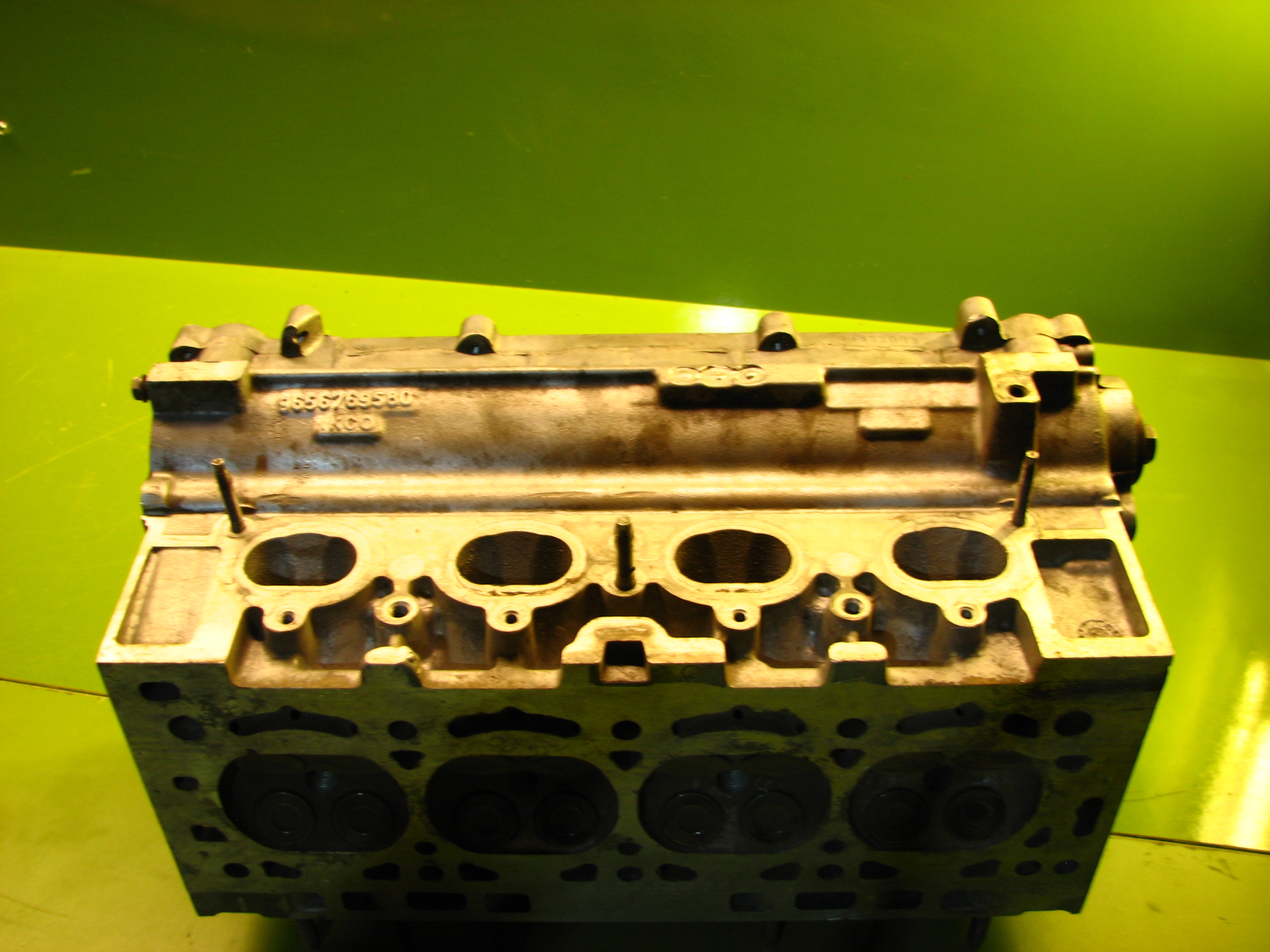 سر سیلندر پژو TU5