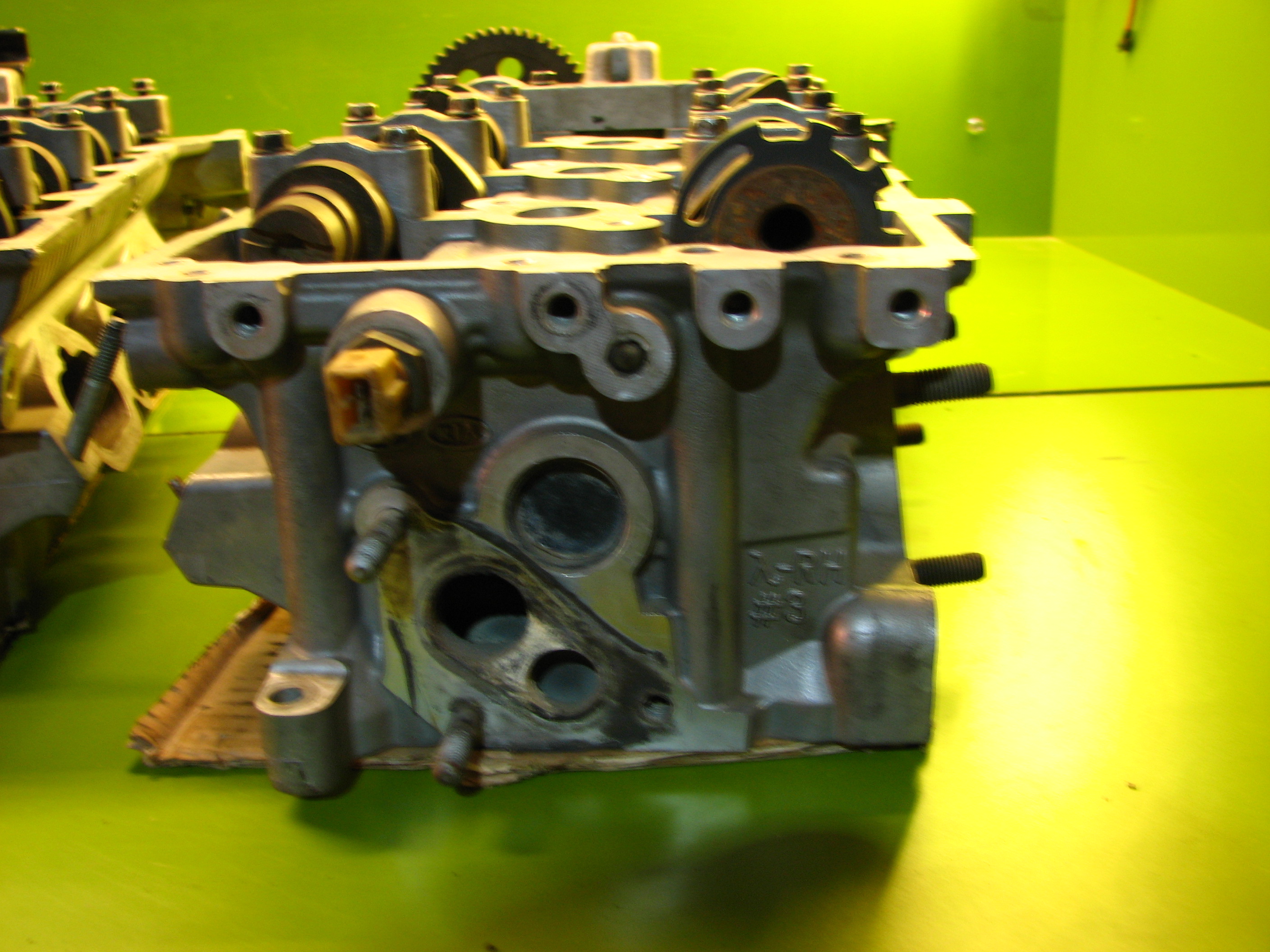 سر سیلندر آزرا  - جفت - N8