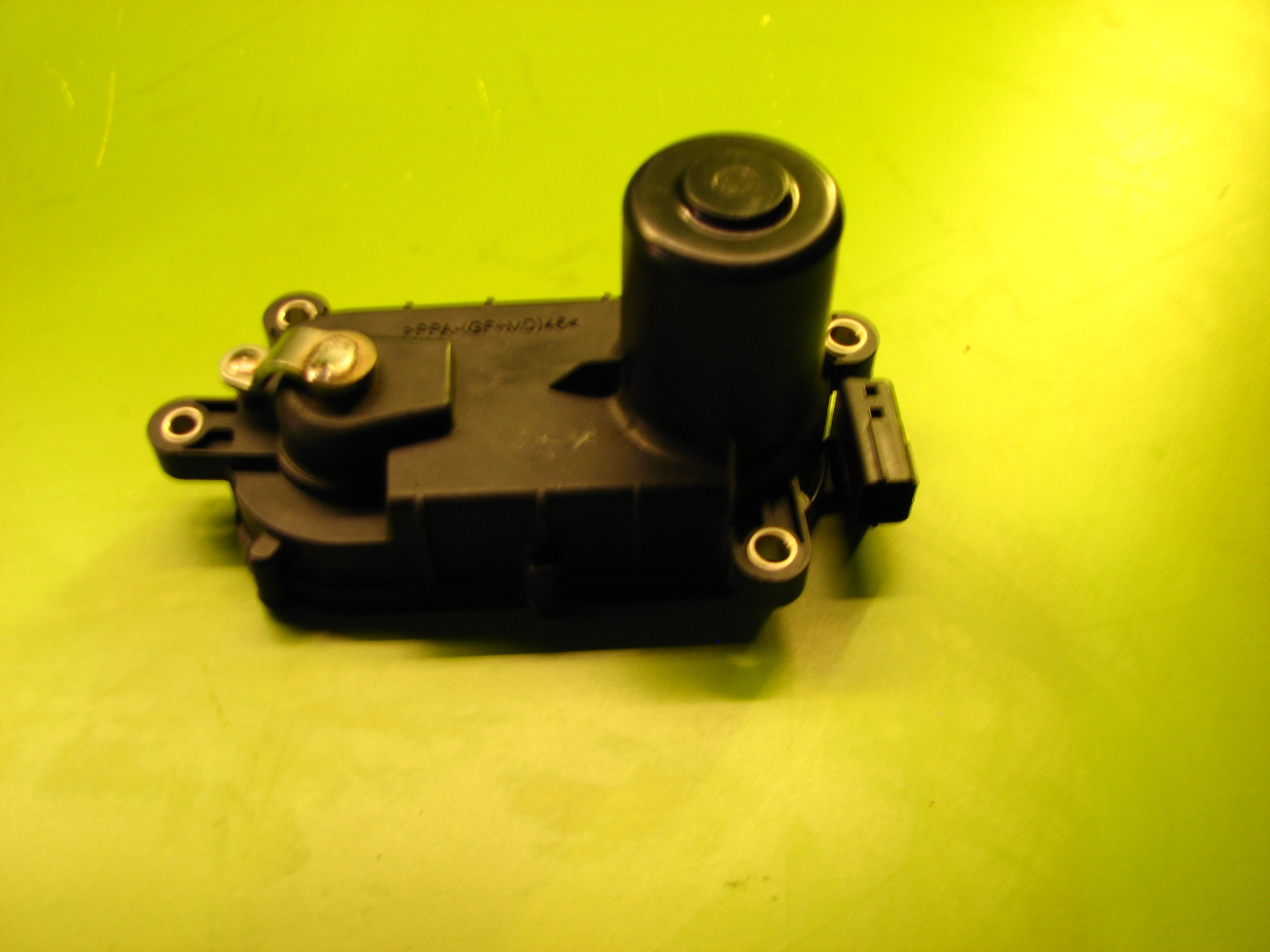 دریچه VCM سانتافه