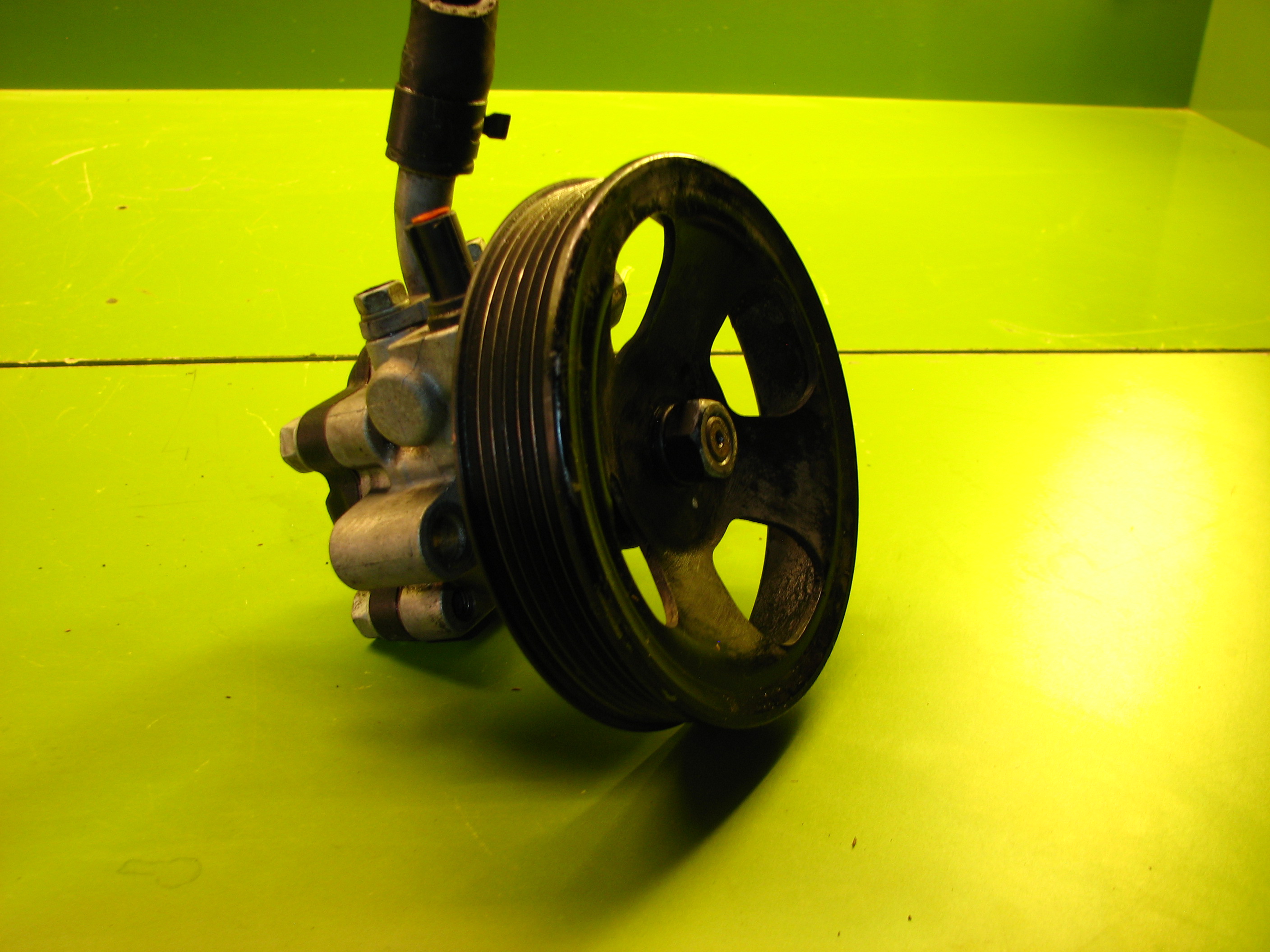 پمپ هیدرولیک سانتافه 2/7