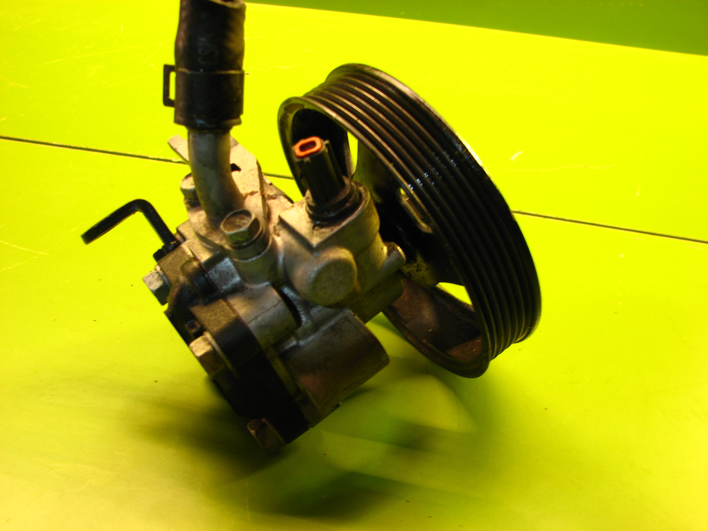 پمپ هیدرولیک سانتافه 2/7