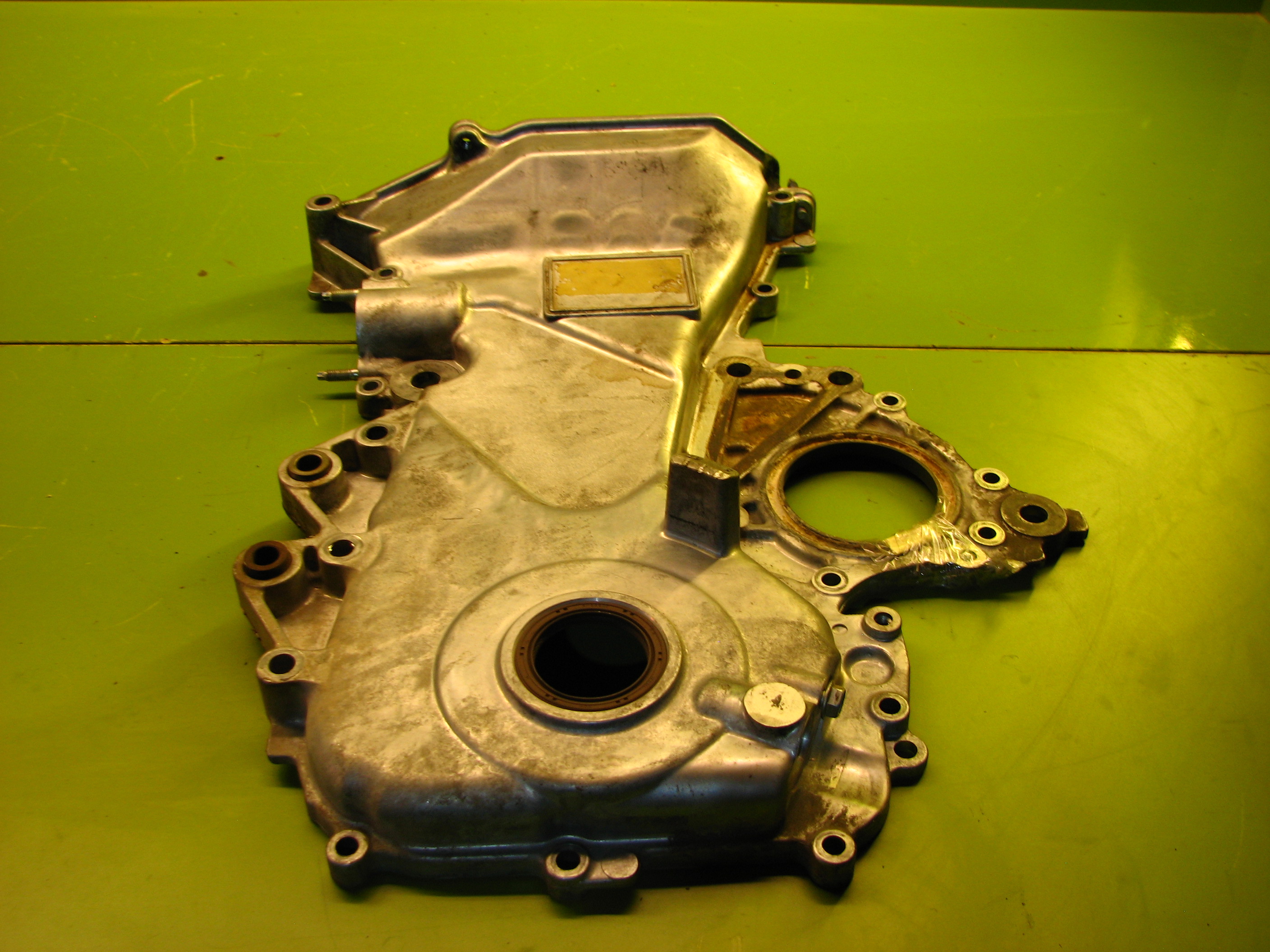 سینی جلو موتور تویوتا کرولا