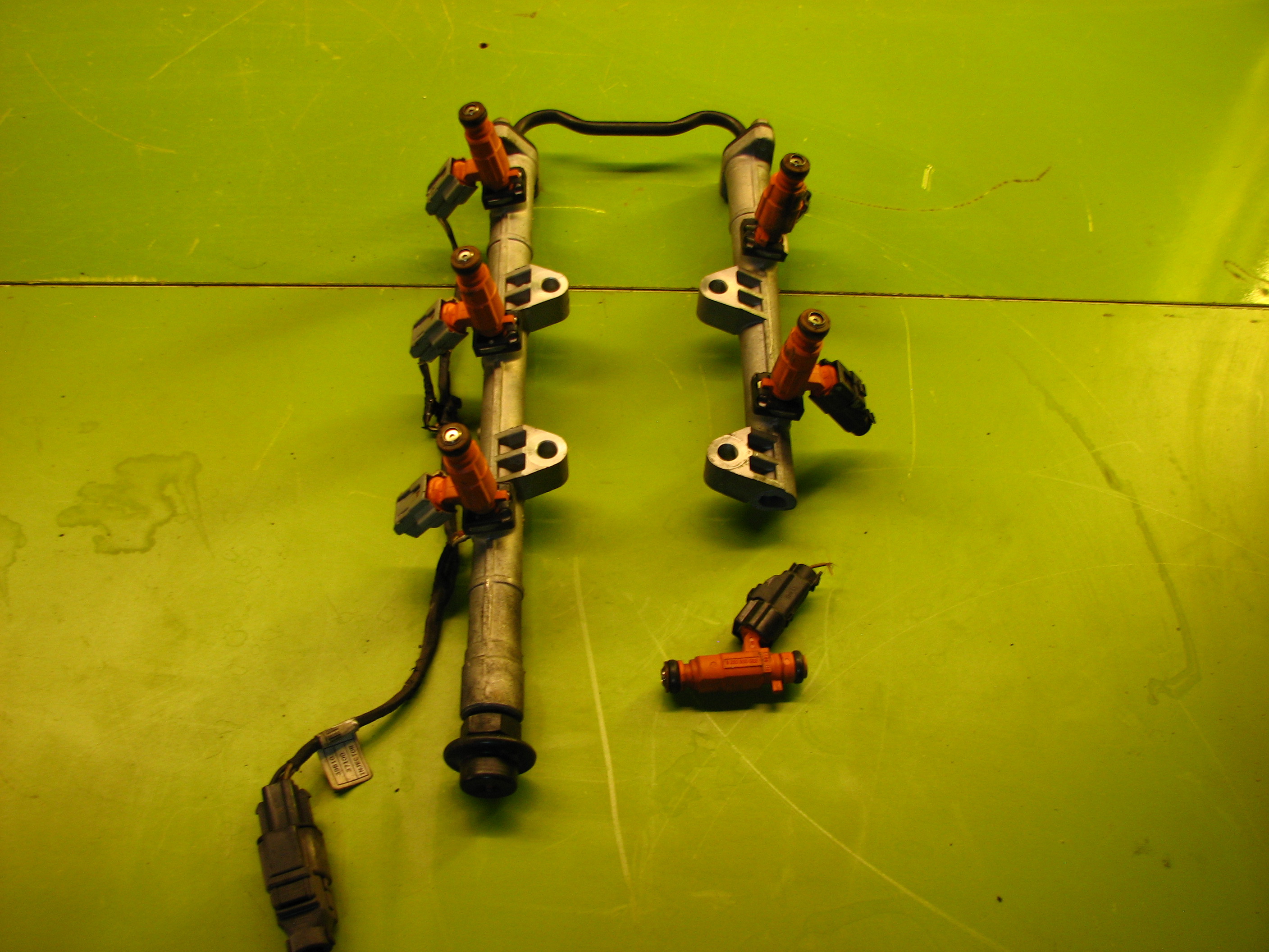 ریل سوخت و سوزن انژکتور توسان - N11