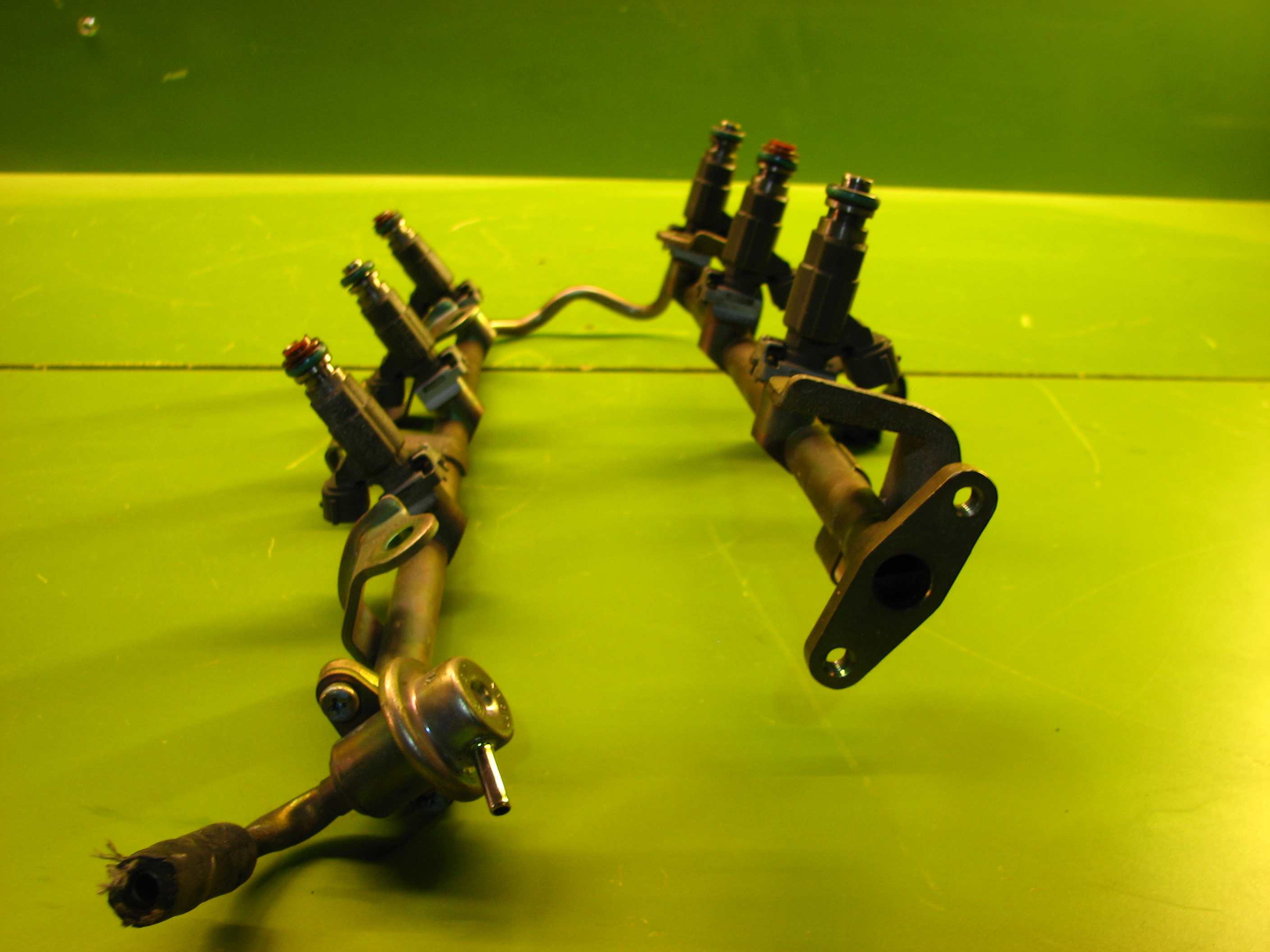 ریل سوخت و سوزن انژکتور ماکسیما - N1