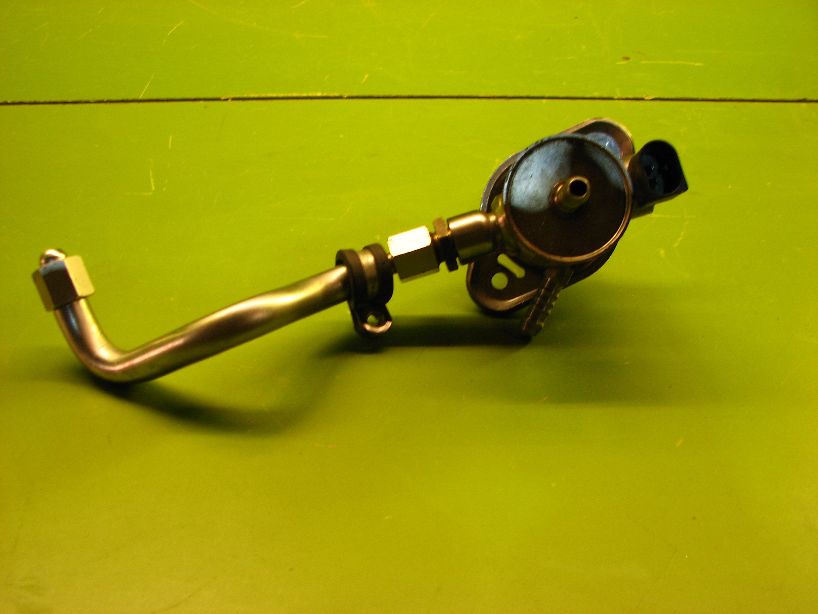 پمپ سوخت مکانیکی تیگوان - N6