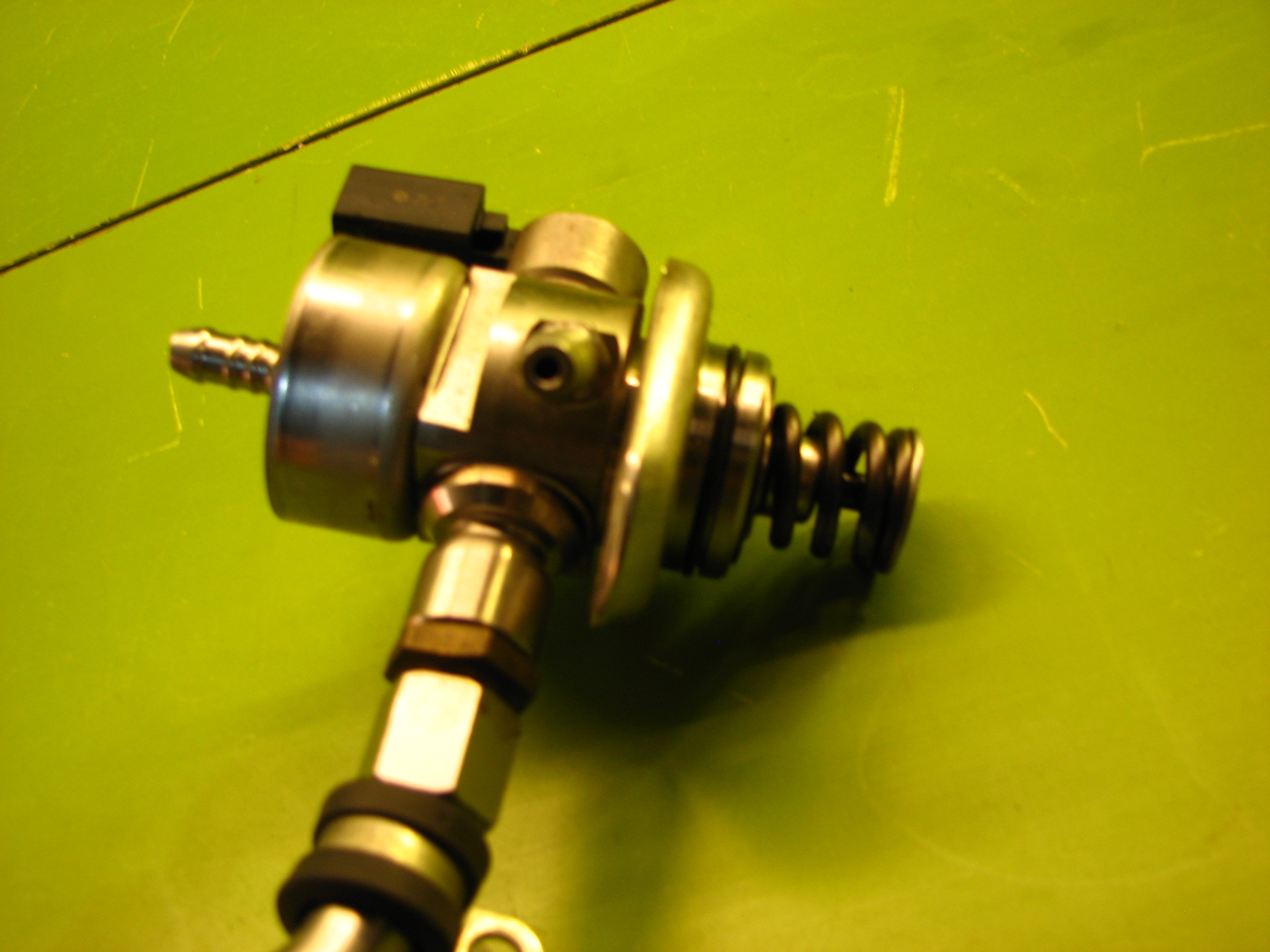 پمپ سوخت مکانیکی تیگوان - N6