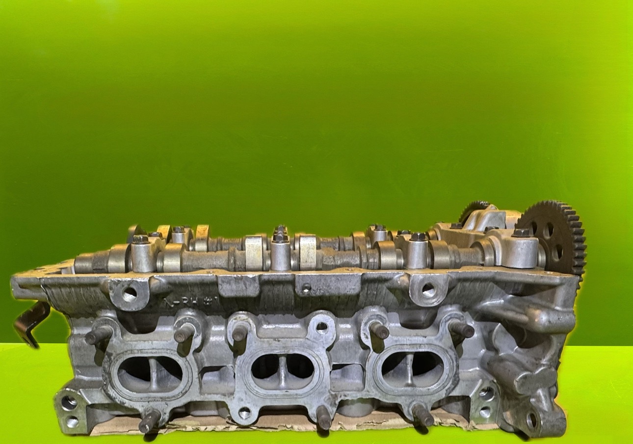 سر سیلندر آزرا - راست - N10