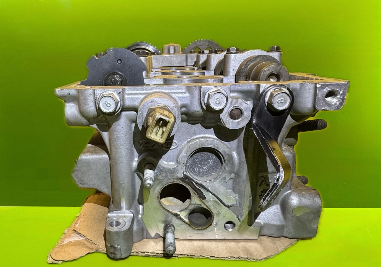 سر سیلندر آزرا - راست - N10