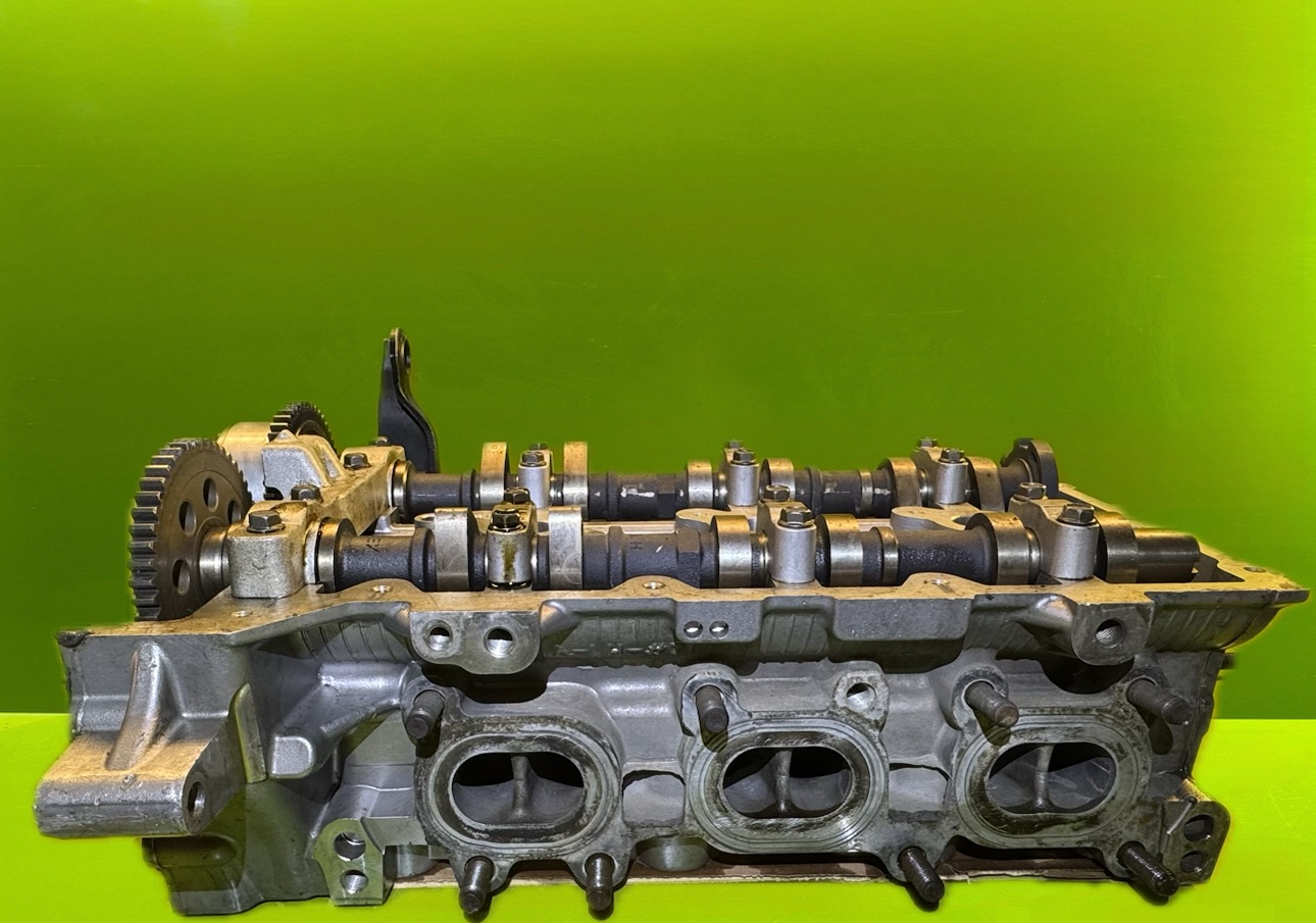 سر سیلندر آزرا - چپ - N11