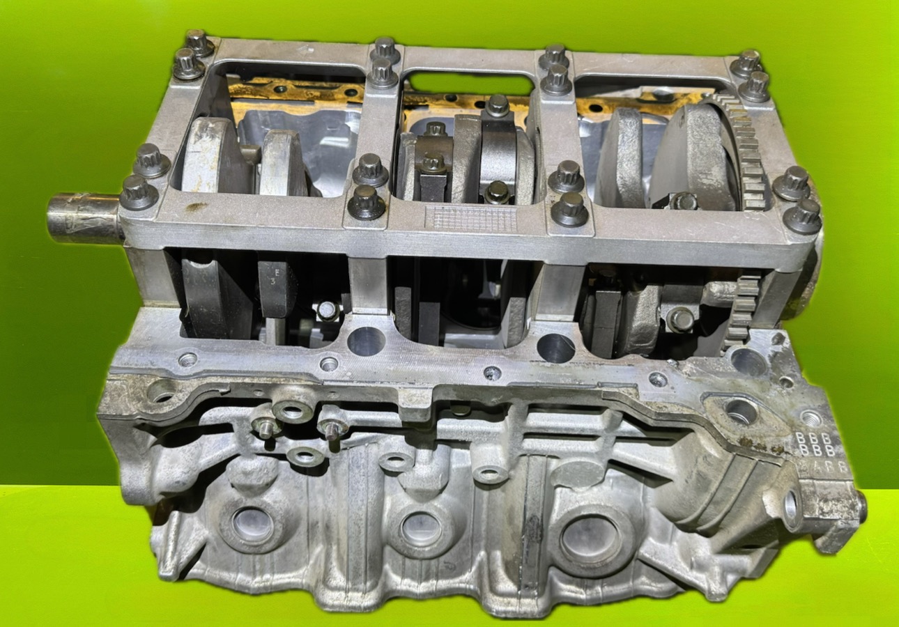 نیم موتور سانتافه ۲/۷ سالم - N1