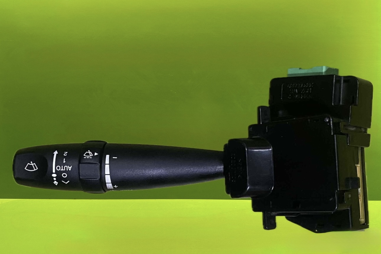 دستک راهنما اسپورتیج - N1