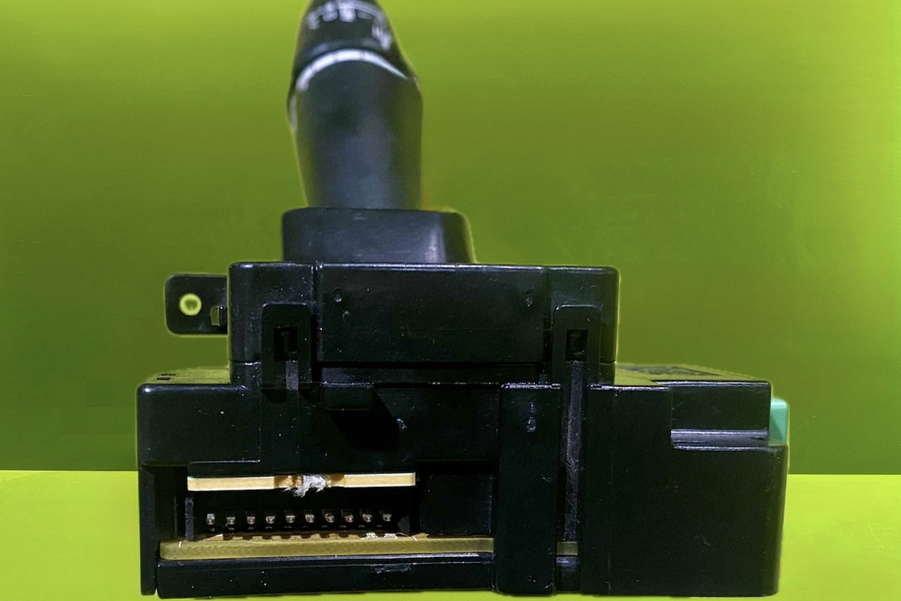 دستک راهنما اسپورتیج - N1