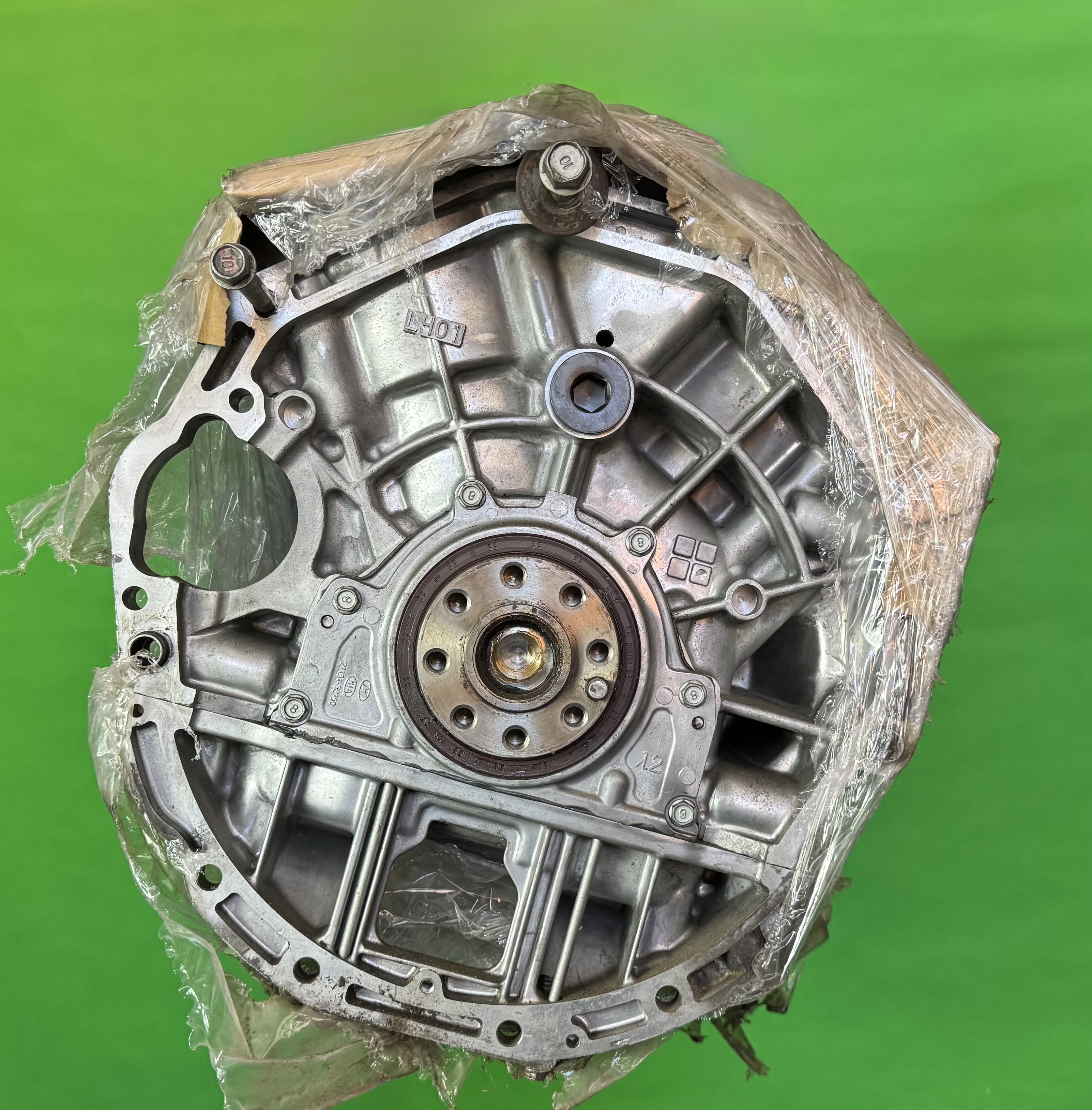 نیم موتور جنسیس سدان G6DK فیلتر پایین پلمپ 