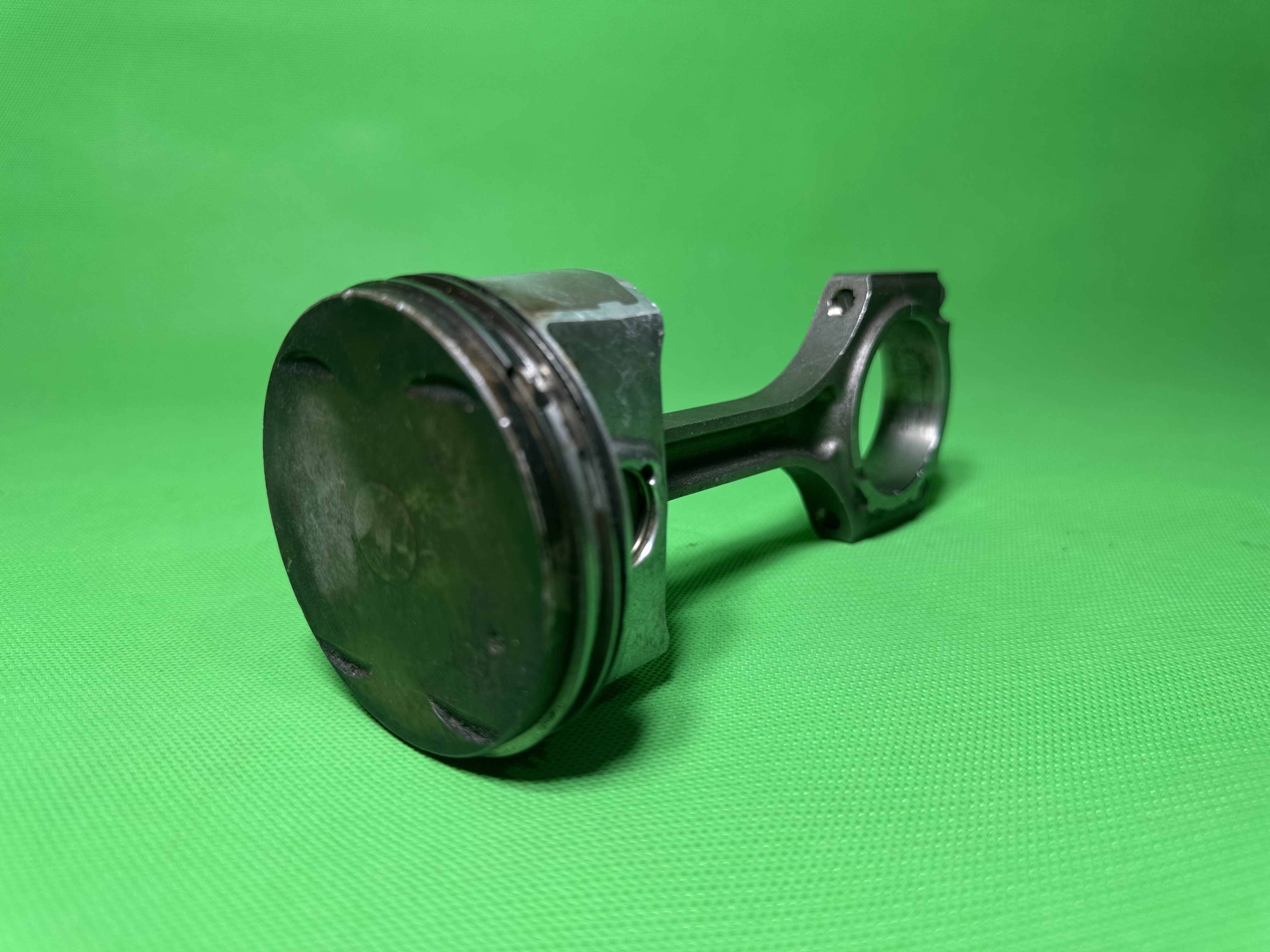 شاتون و پیستون تیگو 7 