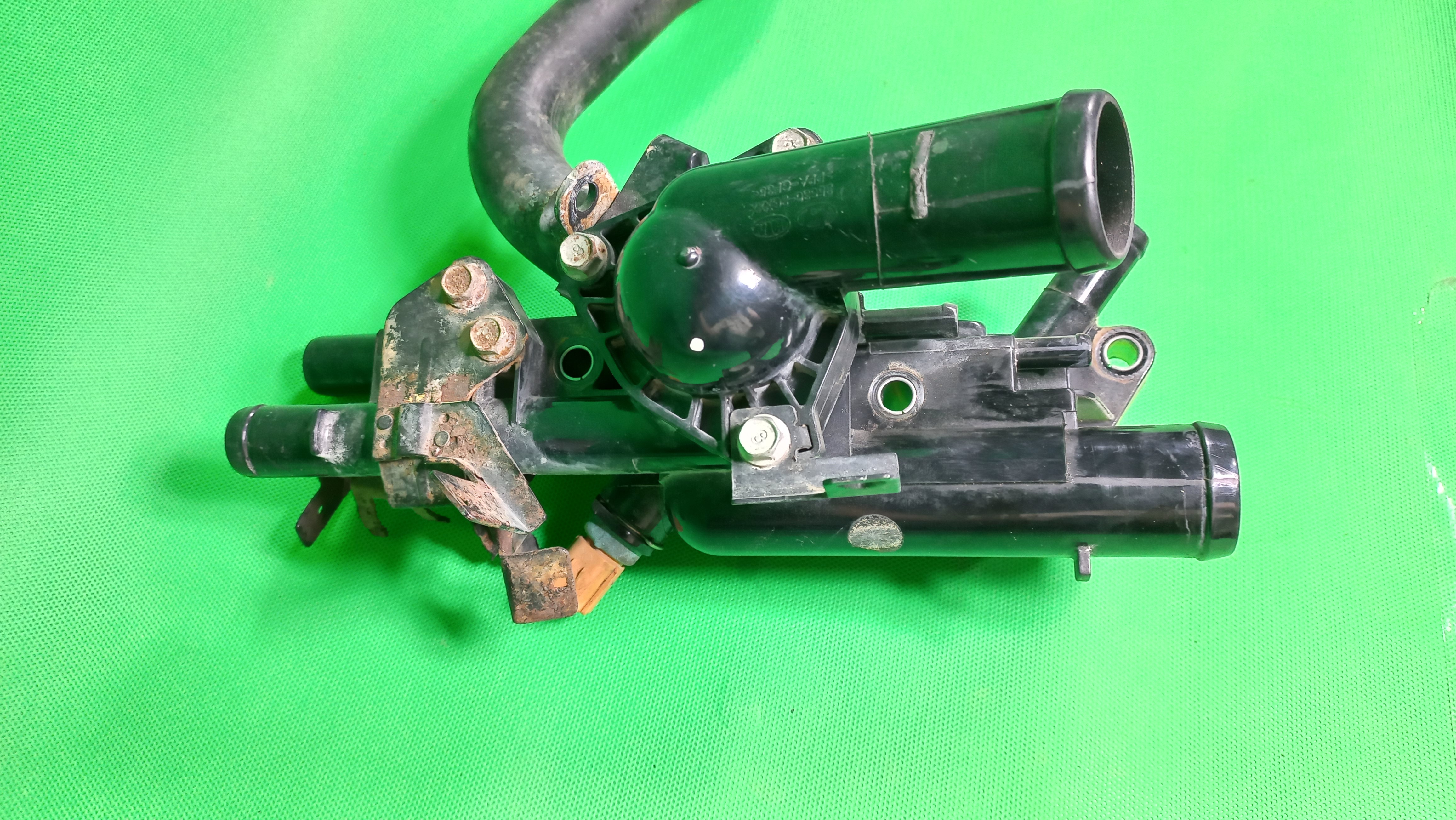 حوزینگ ترموستات اسپورتیج