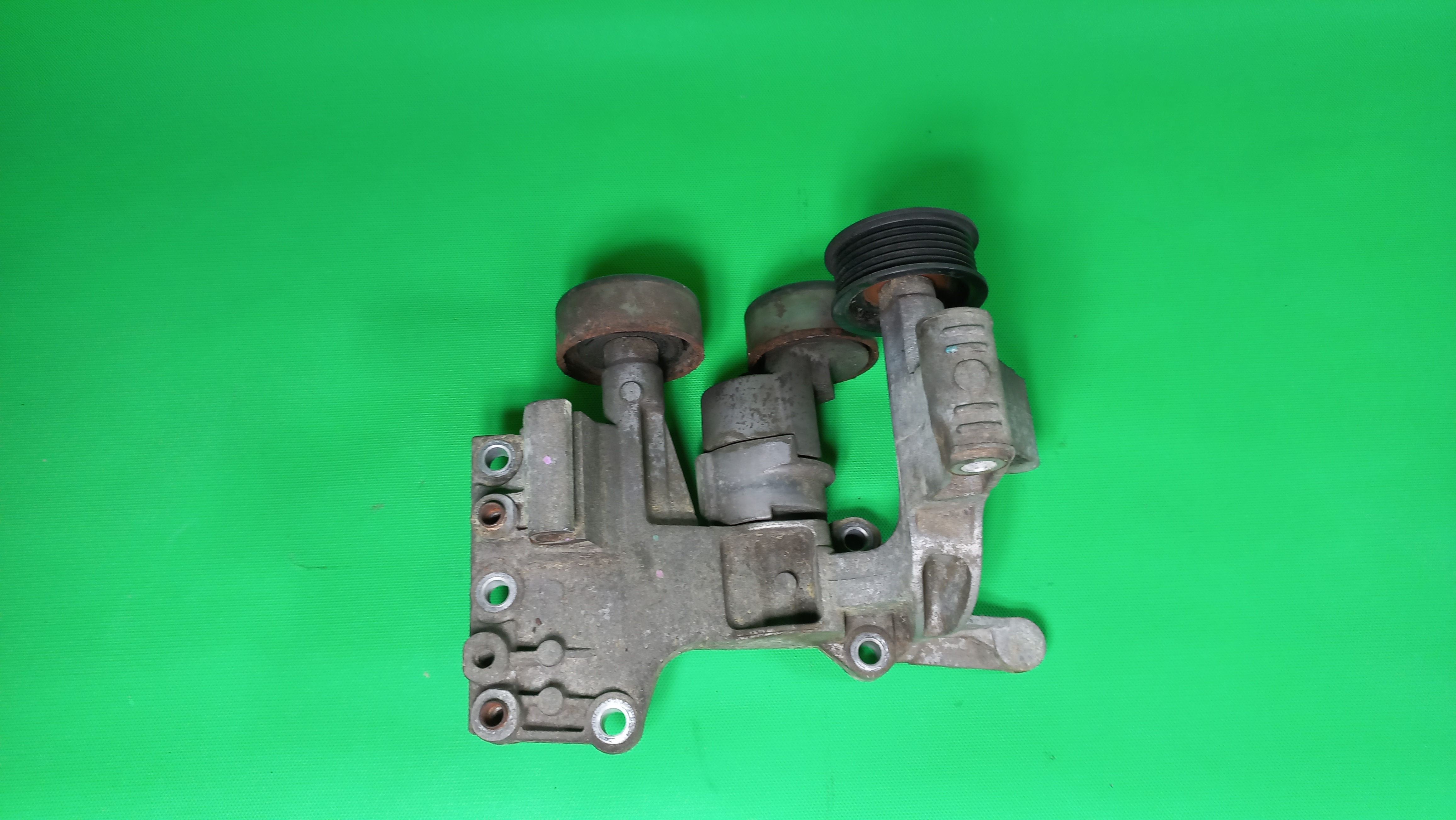 پایه دینام و کمپرسور سانتافه نیو