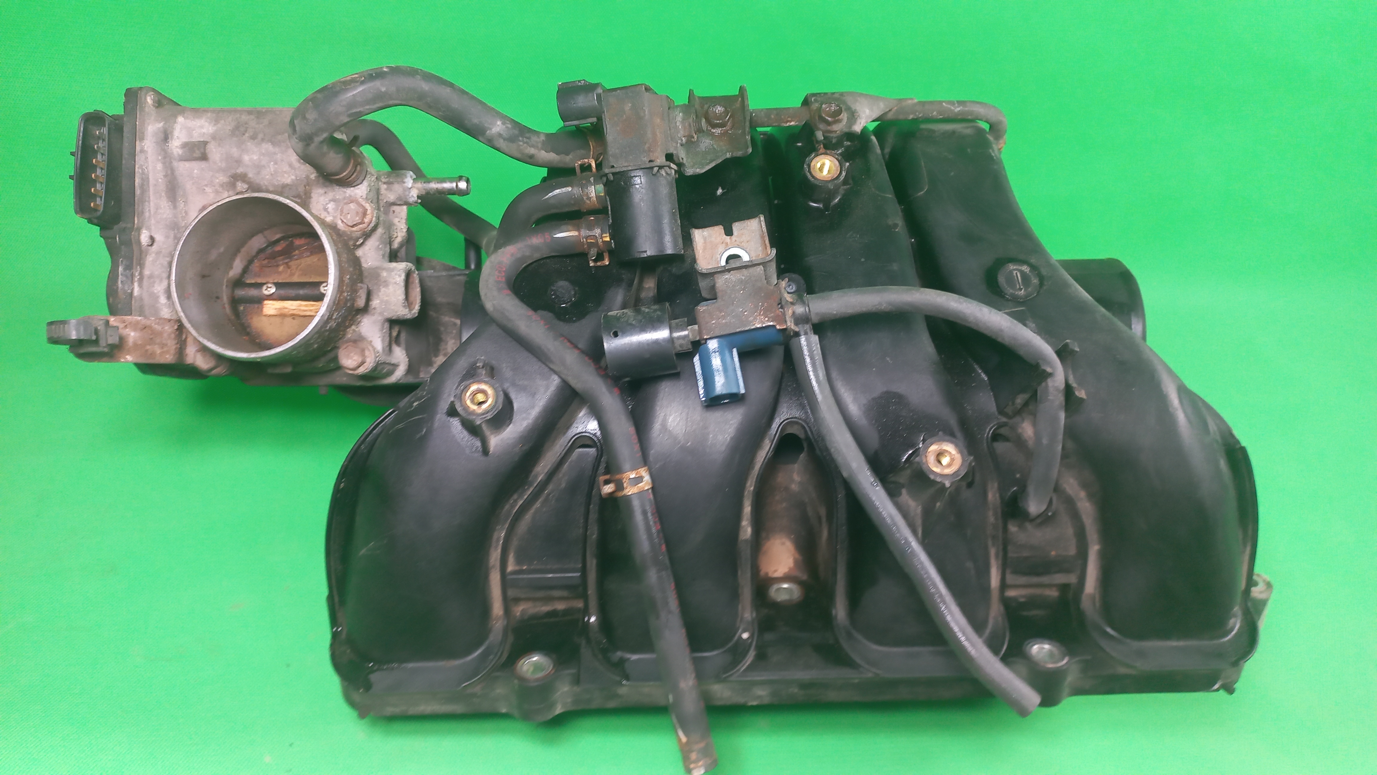 منیفولد ویتارا با دریچه گاز