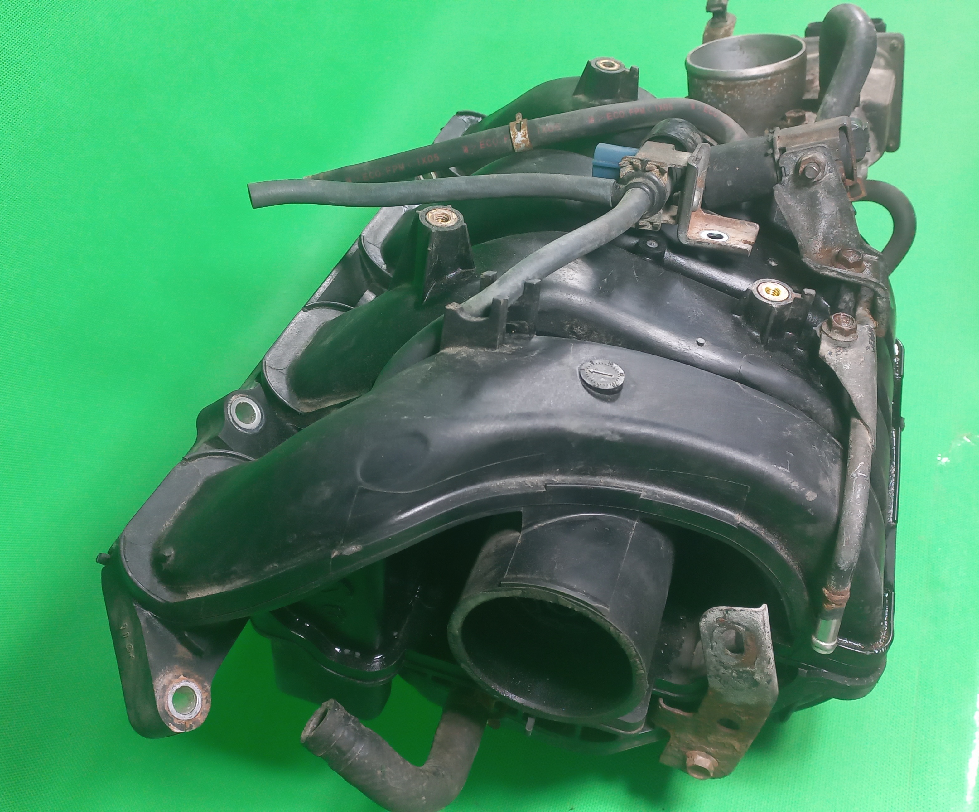 منیفولد ویتارا با دریچه گاز