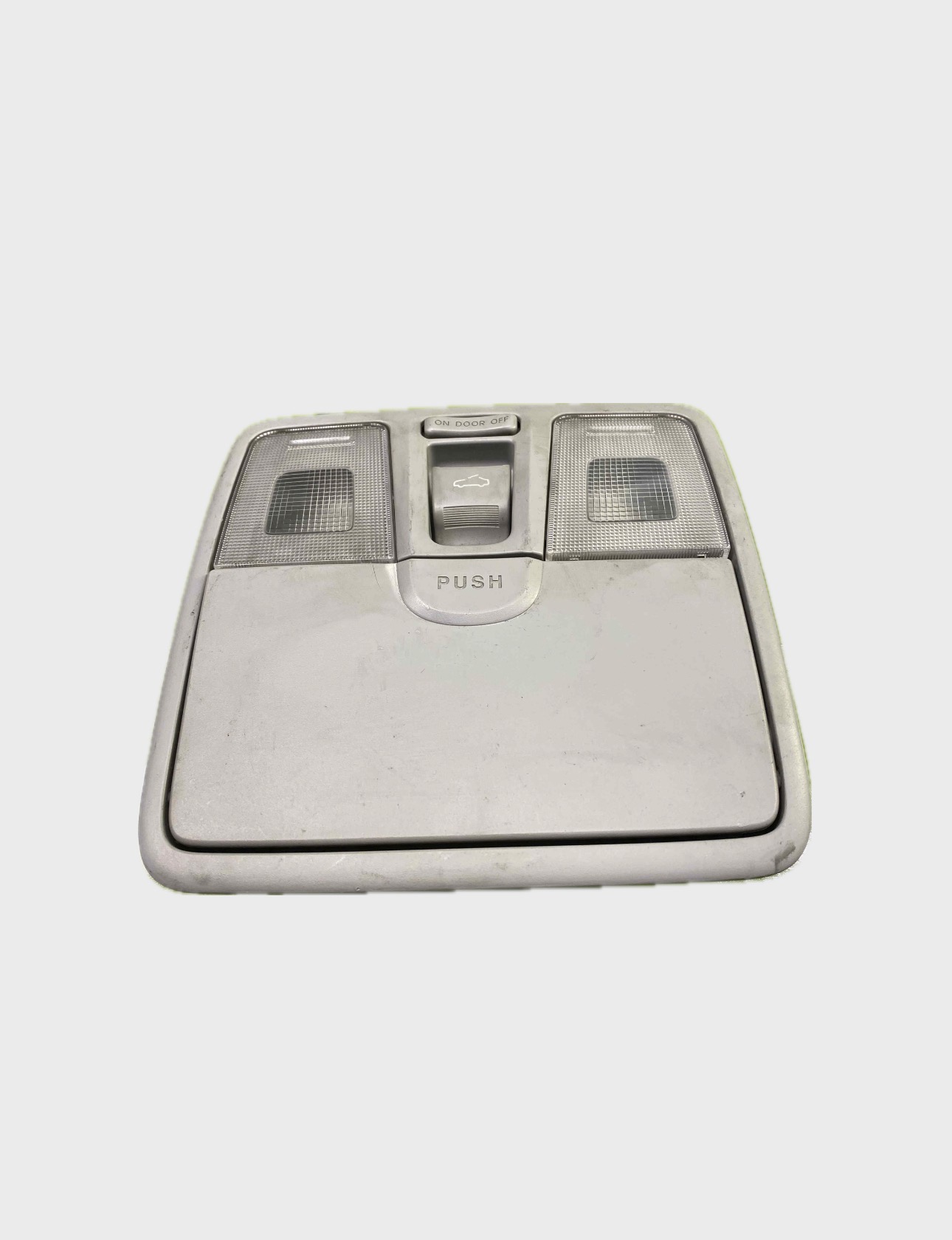 کنسول - چراغ سقفی هیوندای i40