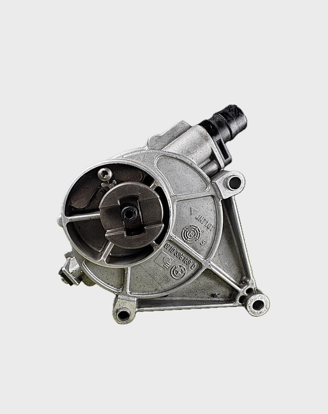 پمپ خلا‌‌ء ترمز 