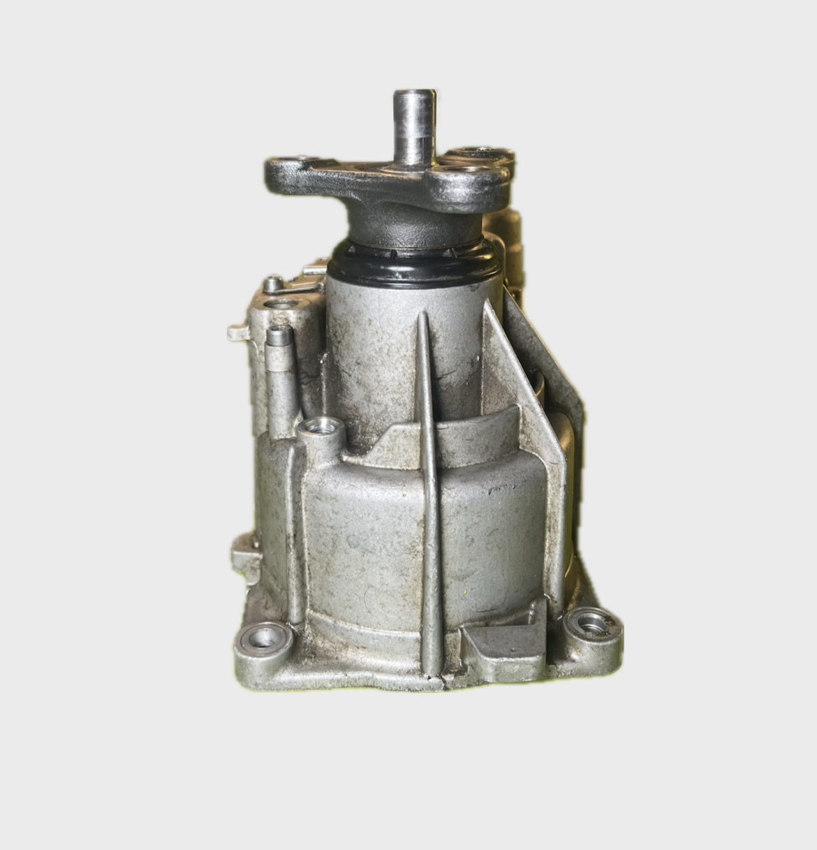 مگنت عقب توسان 